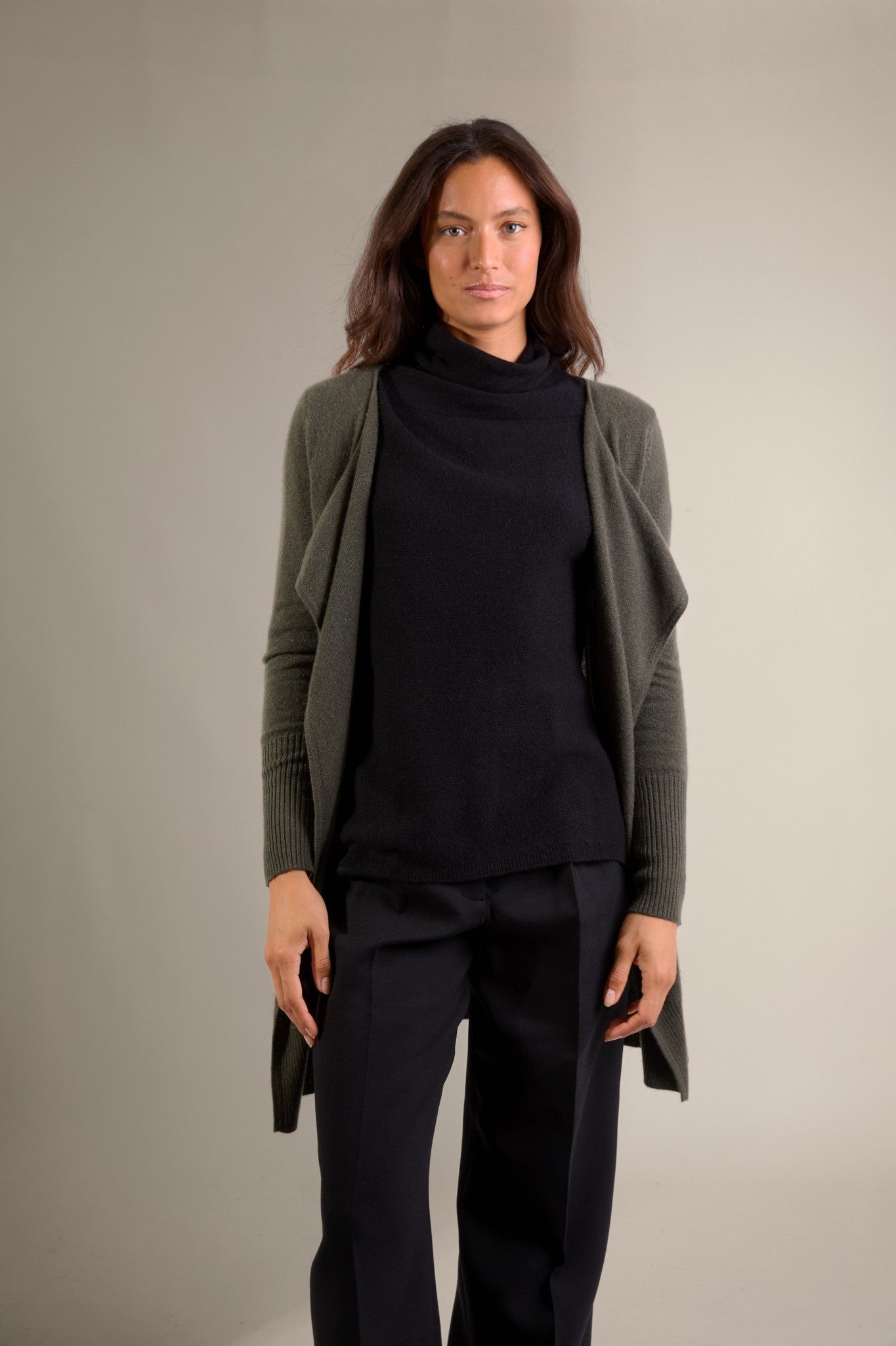abigail veste longue kaki 100% cachemire