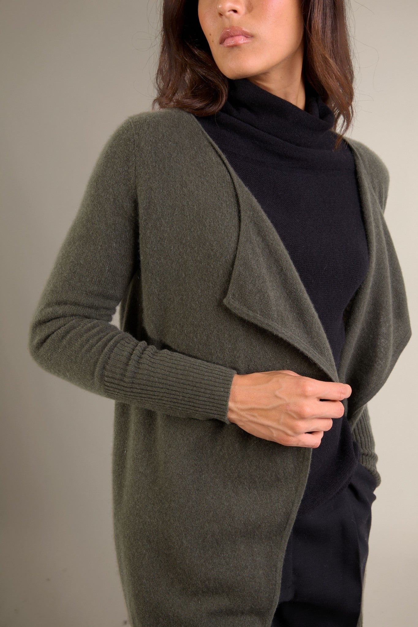 abigail veste longue kaki 100% cachemire