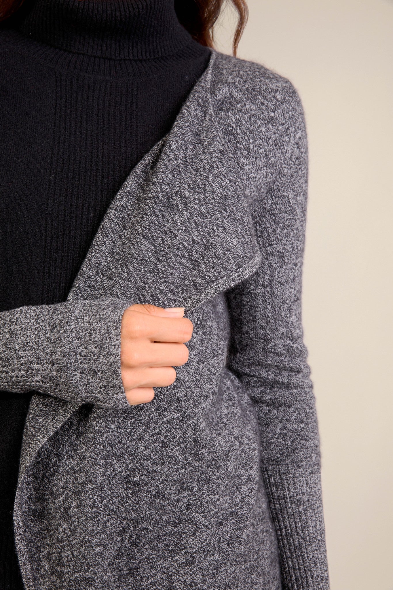 abigail veste longue noir/blanc 100% cachemire