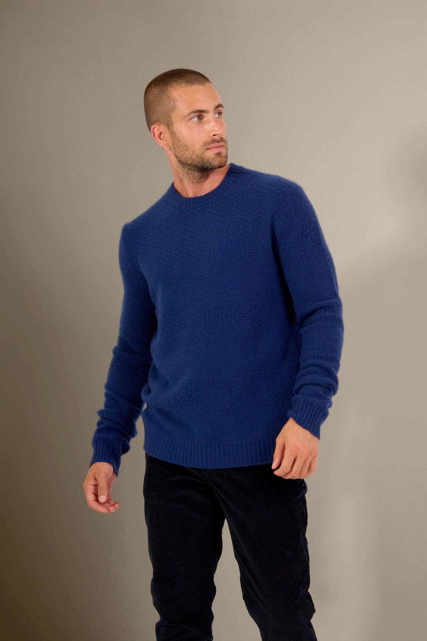 aidan pull col rond 4 fils minuit 100% cachemire