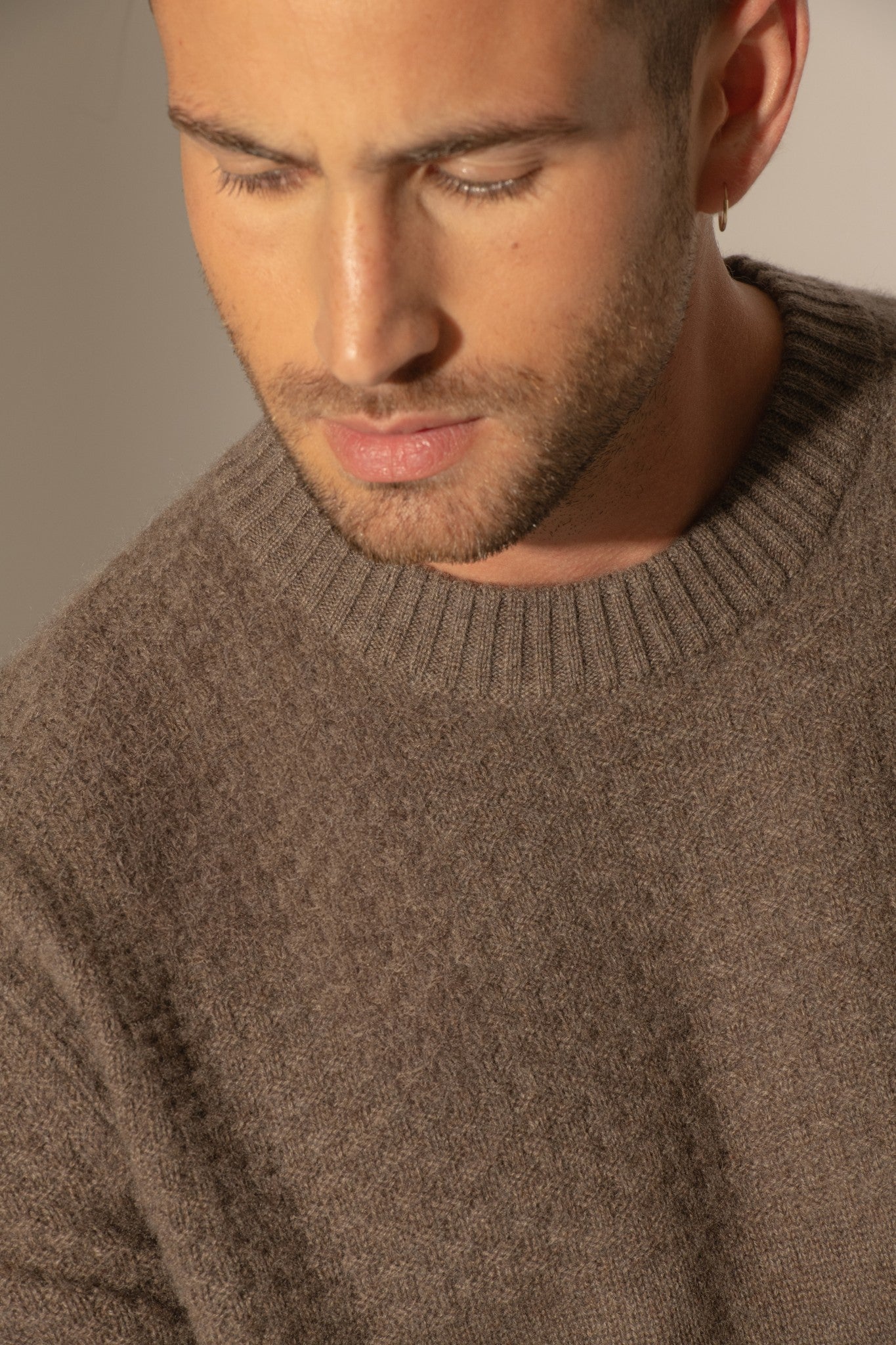 aidan pull col rond 4 fils taupe chiné 100% cachemire