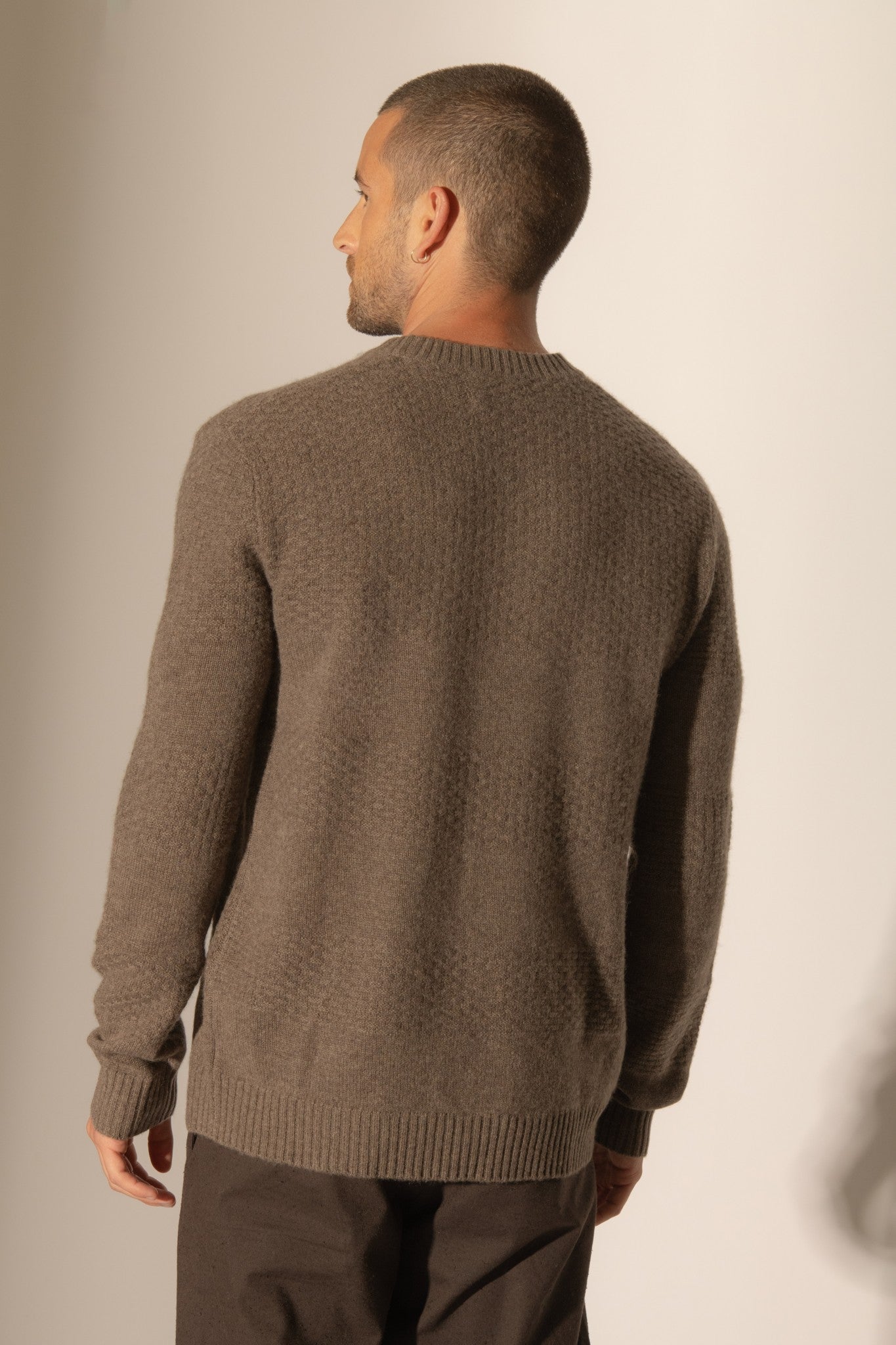 aidan pull col rond 4 fils taupe chiné 100% cachemire