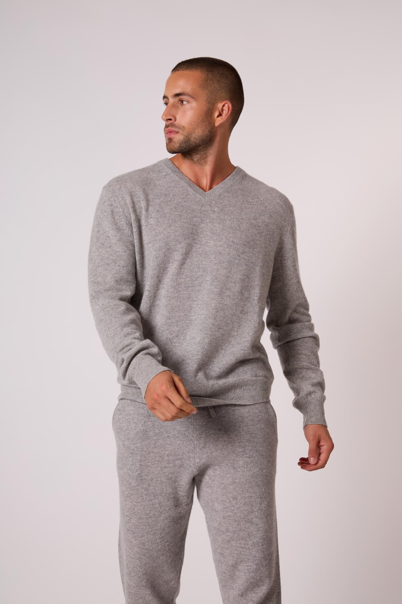 ALEXANDER pull col v  gris chiné 100% cachemire