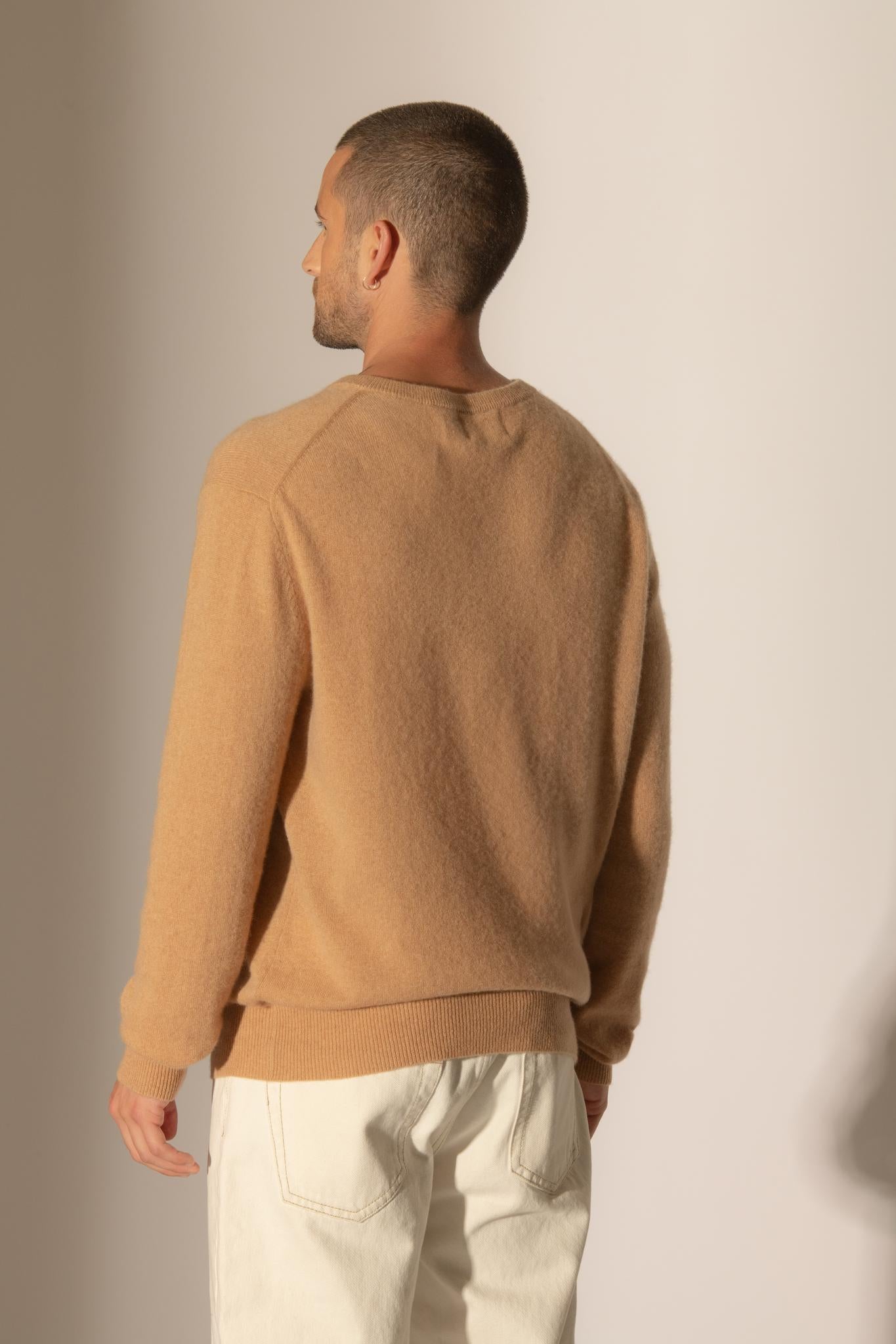 ALEXANDER pull col v  sahara 100% cachemire