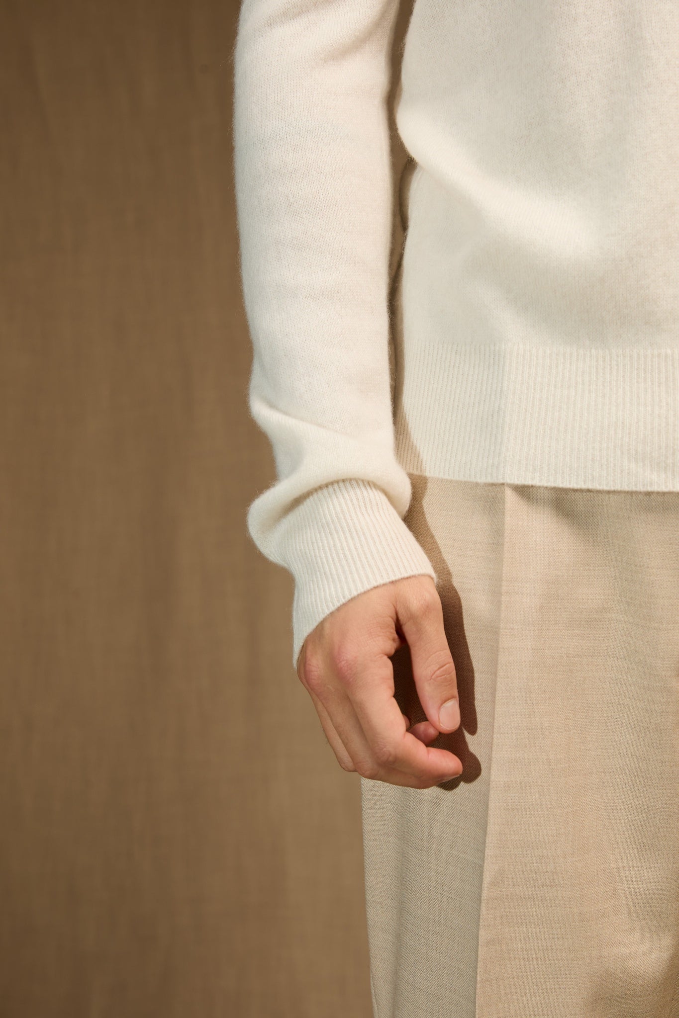 alexander pull col v ivoire 100% cachemire