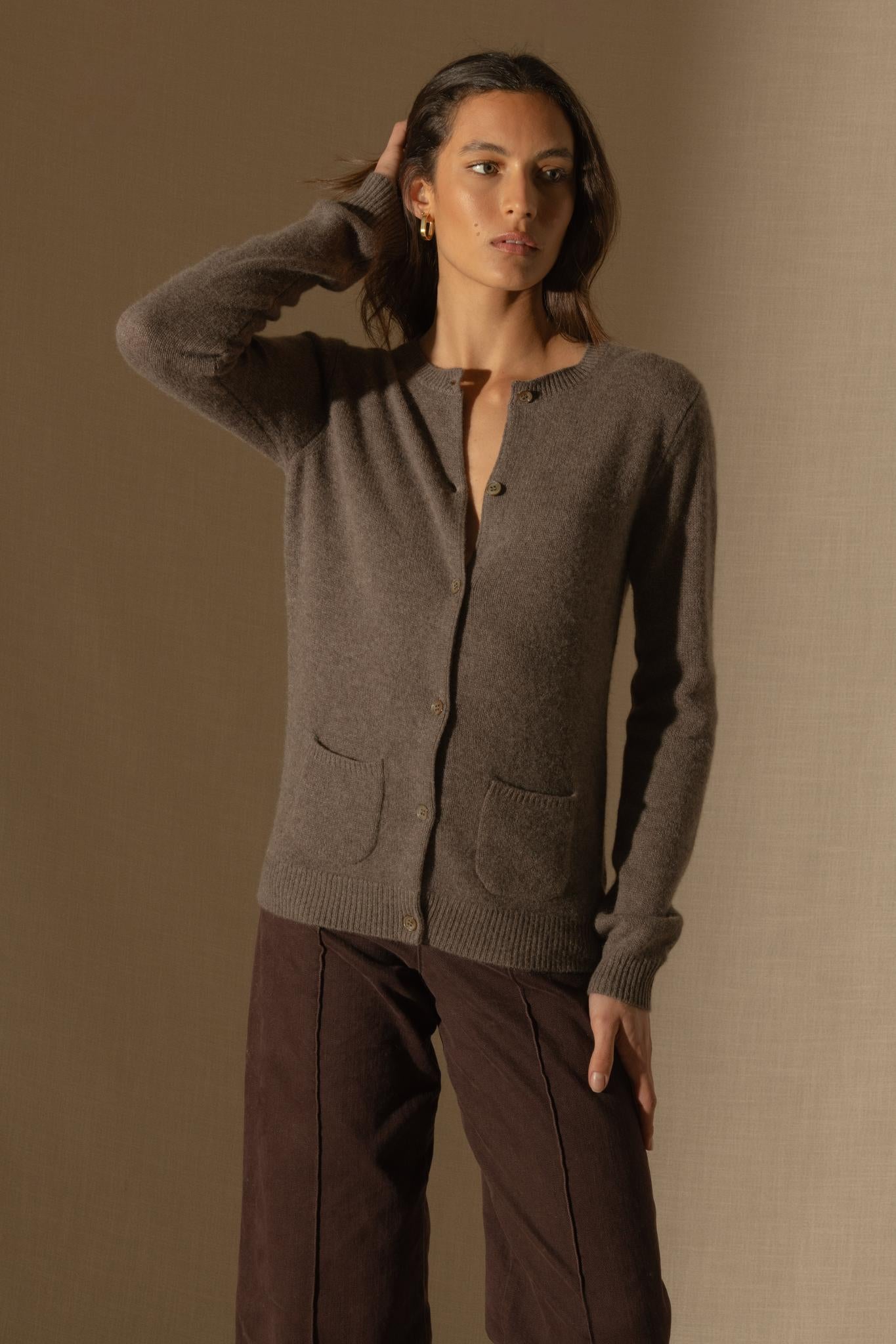 ALYA cardigan col rond 4 fils taupe chiné 100% cachemire