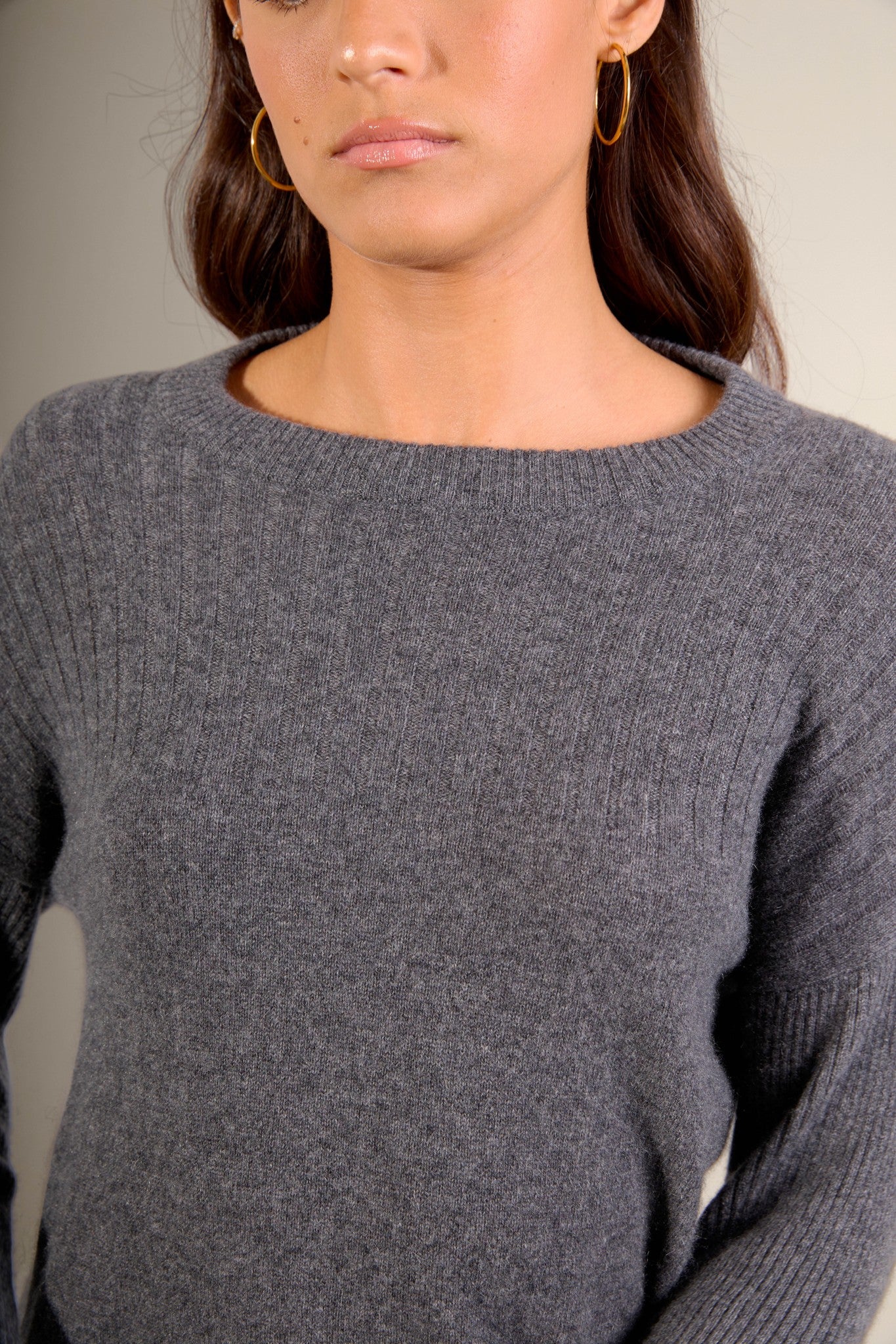 amvira pull col rond anthracite chiné 100% cachemire