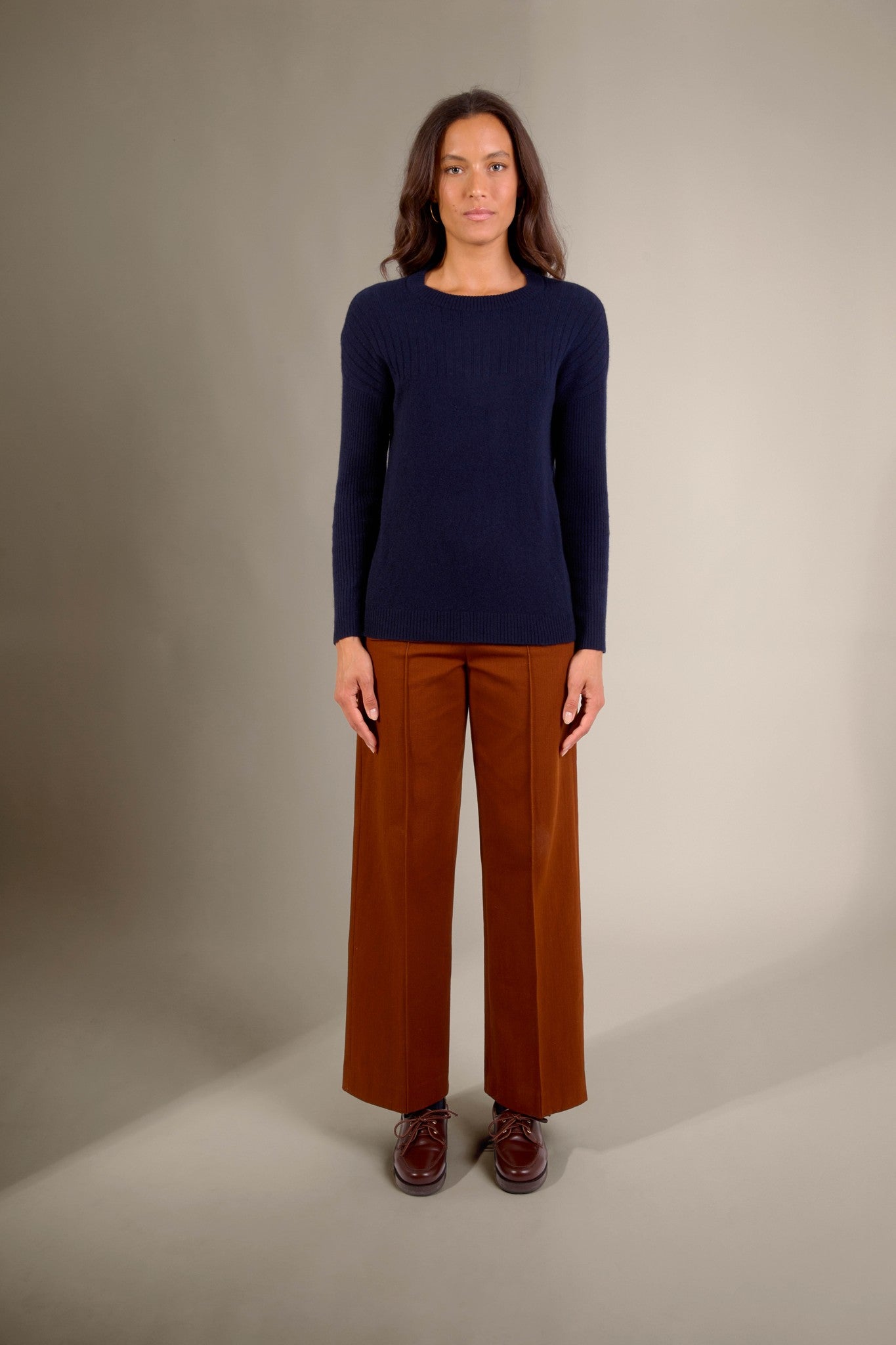 amvira pull col rond navy 100% cachemire