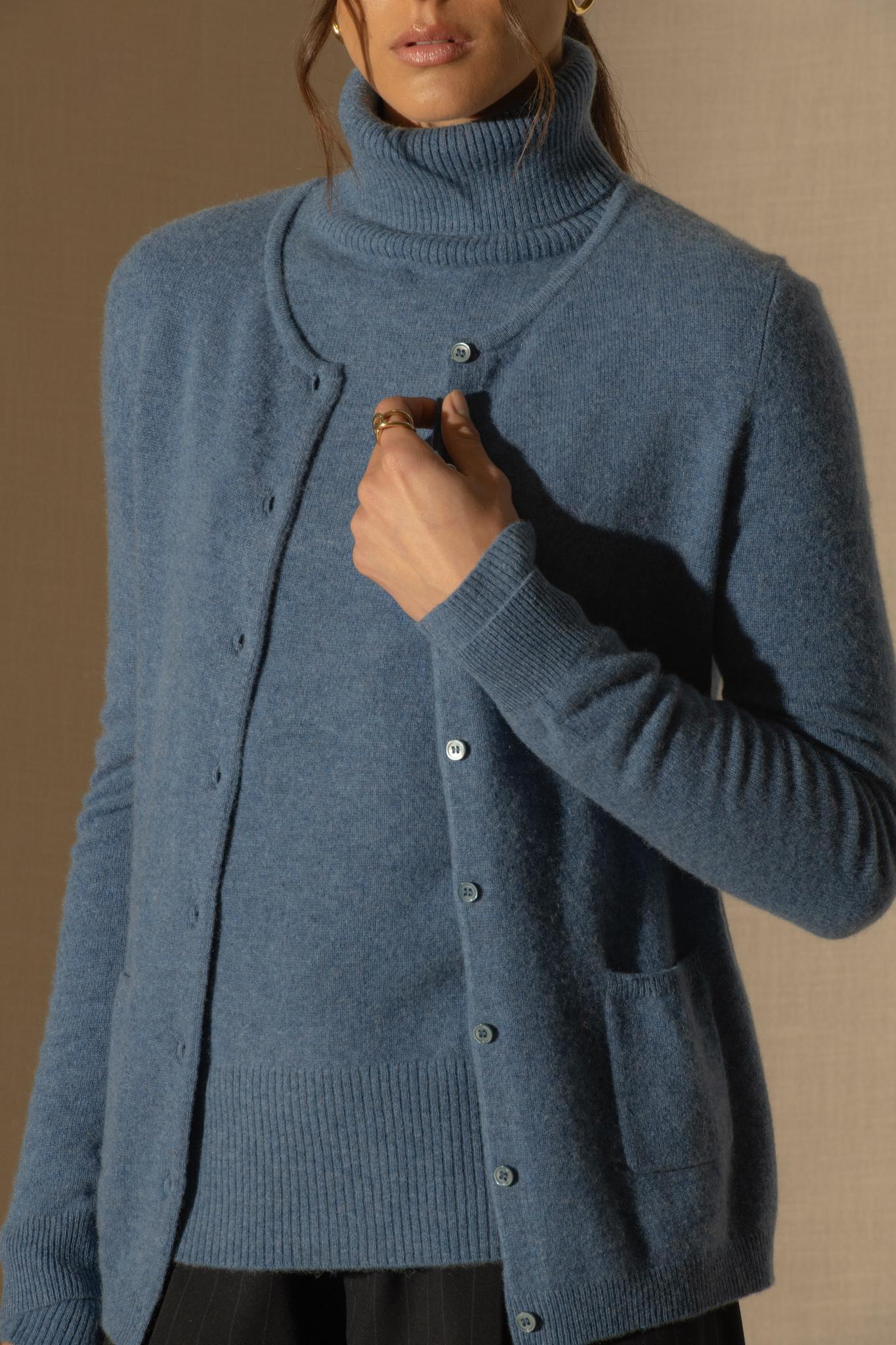 AMY cardigan col rond bleu denim 100% cachemire
