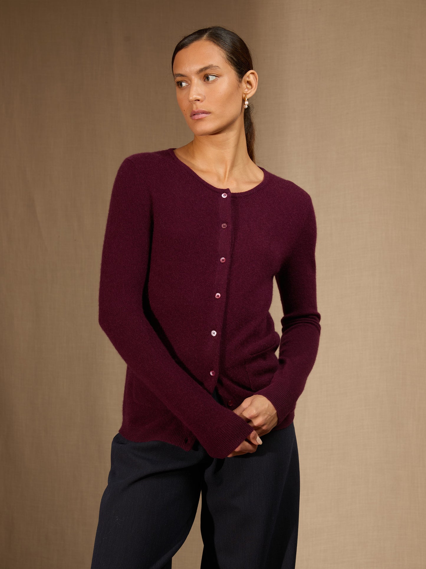 AMY cardigan col rond mûre 100% cachemire