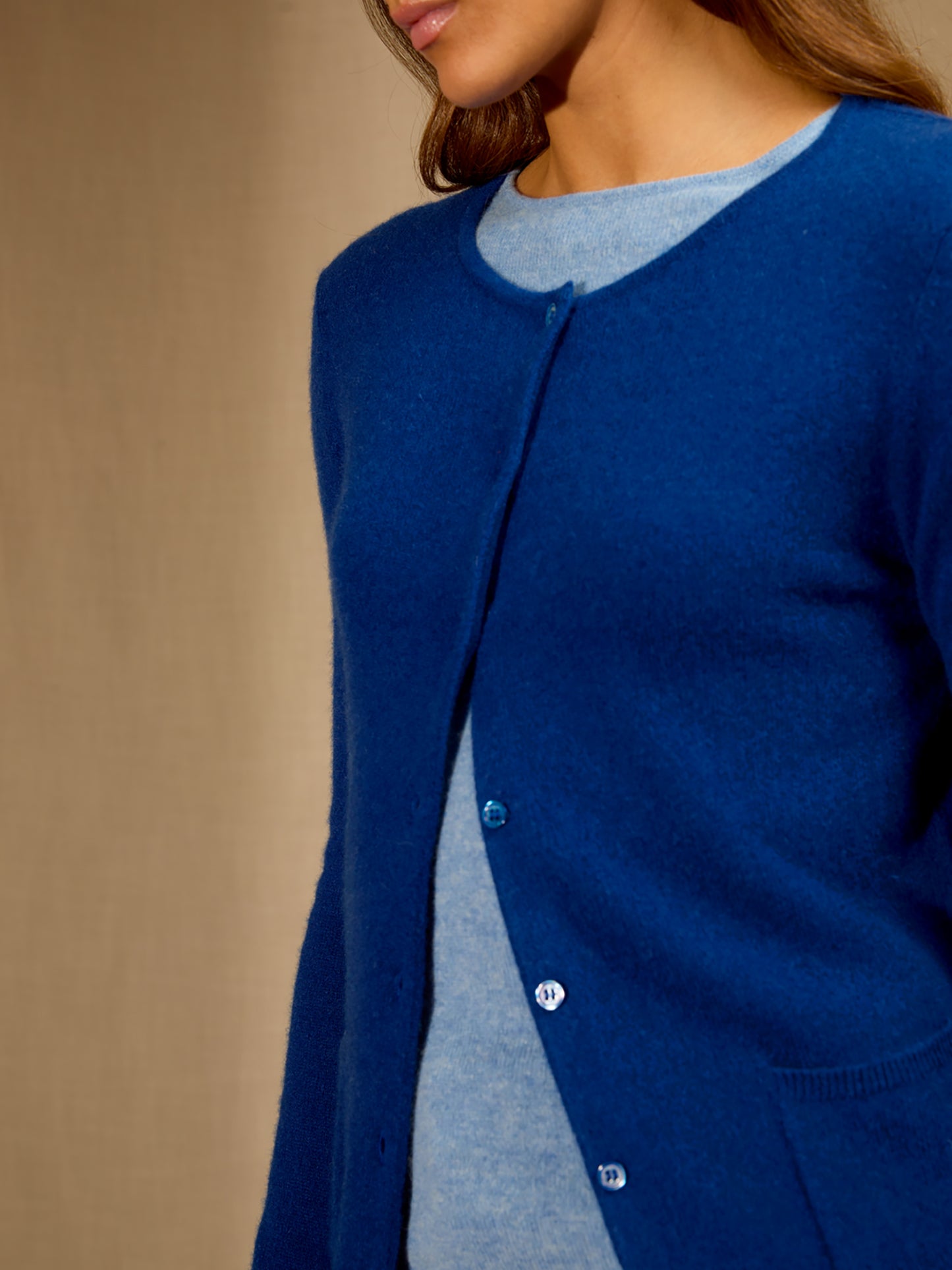 AMY cardigan col rond outremer 100% cachemire