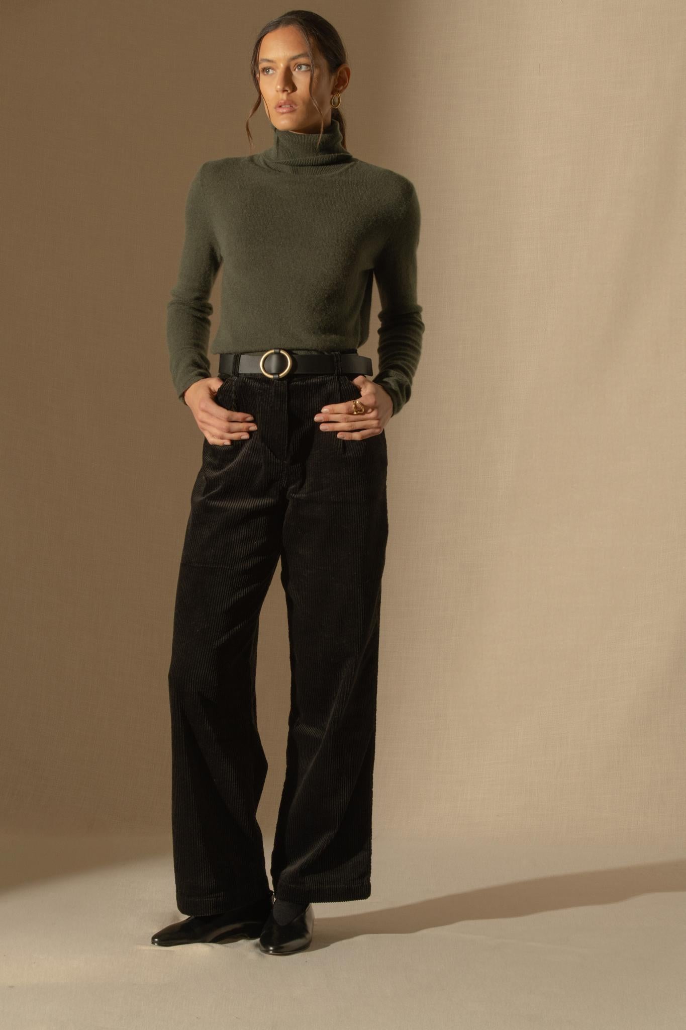 ASHLEY pull col roulé kaki 100% cachemire