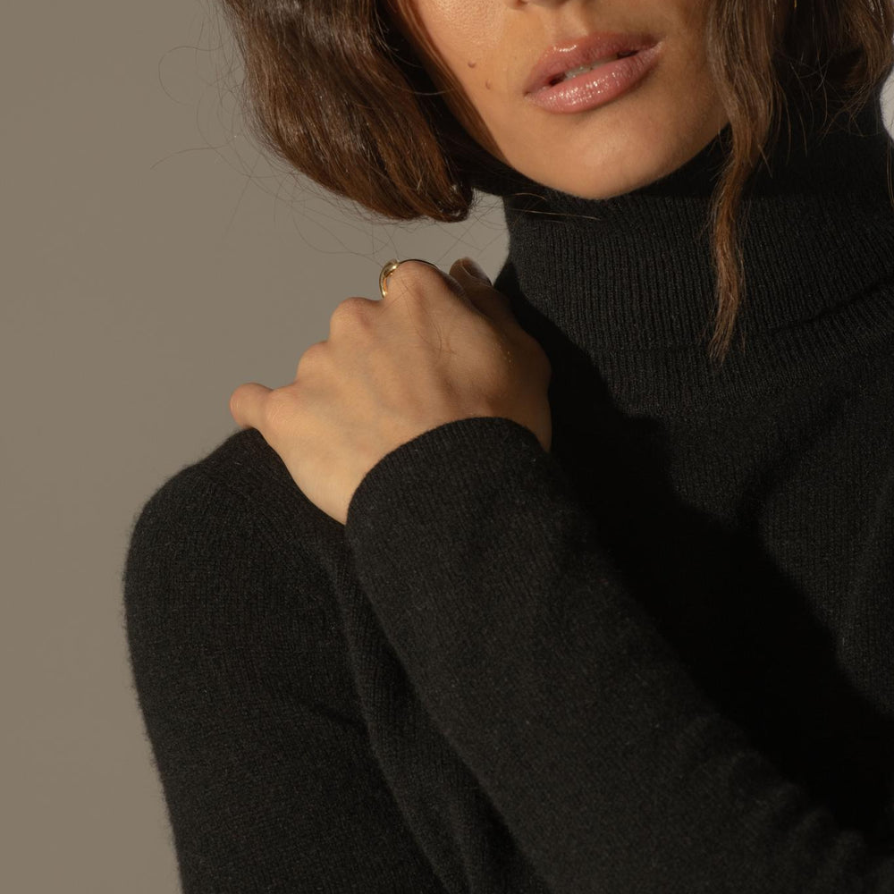 ASHLEY pull col roulé noir 100% cachemire