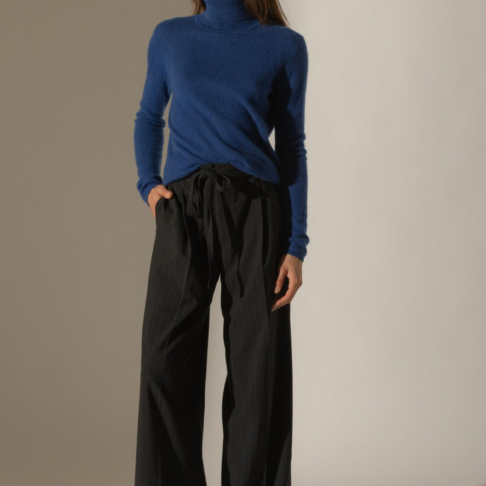 ASHLEY pull col roulé outremer 100% cachemire