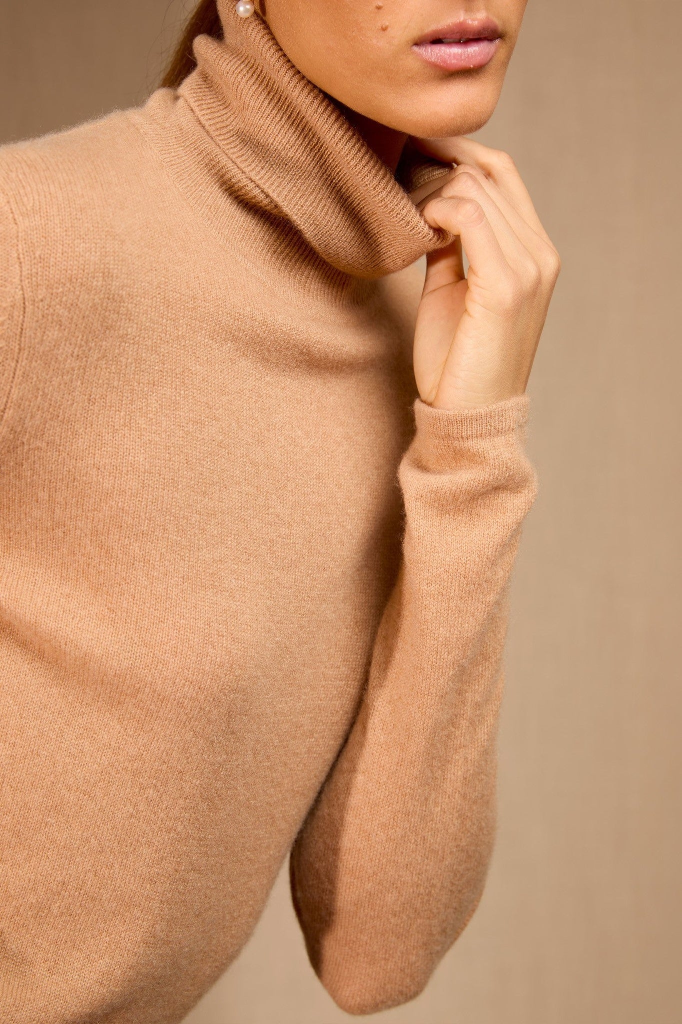 ashley pull col roulé sahara 100% cachemire