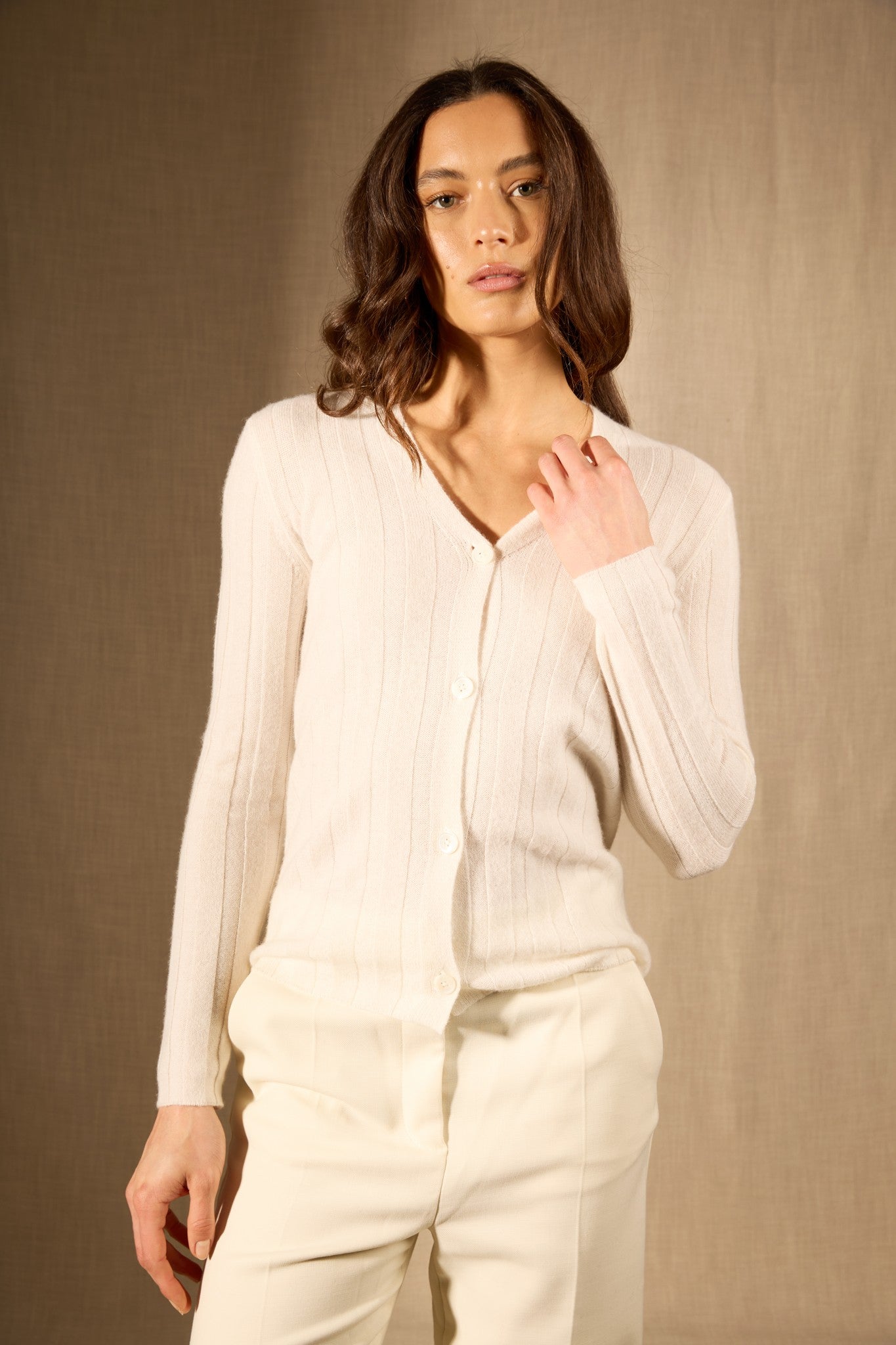 aurora cardigan col v ivoire 100% cachemire