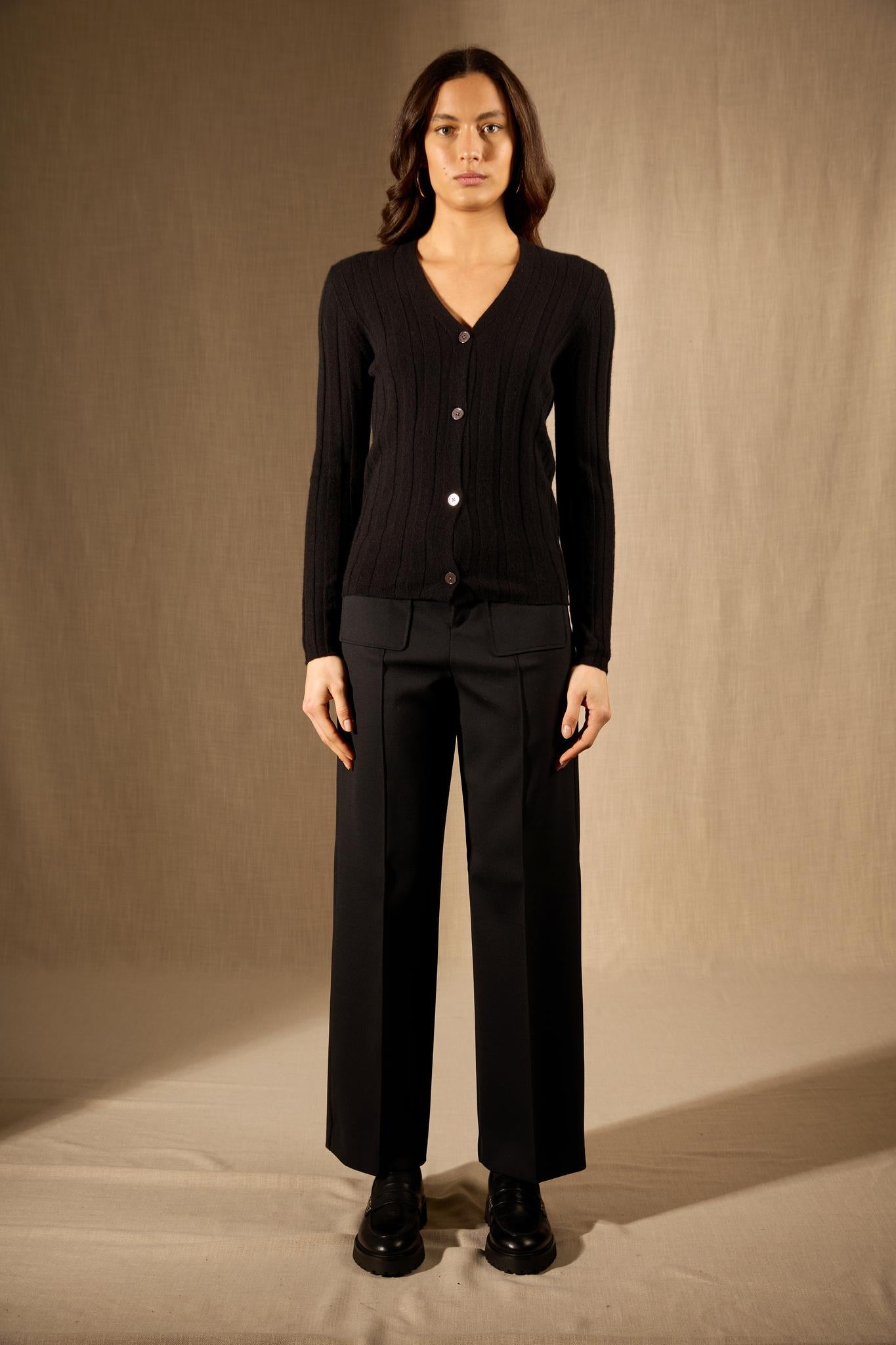 Aurora cardigan col v noir 100% cachemire