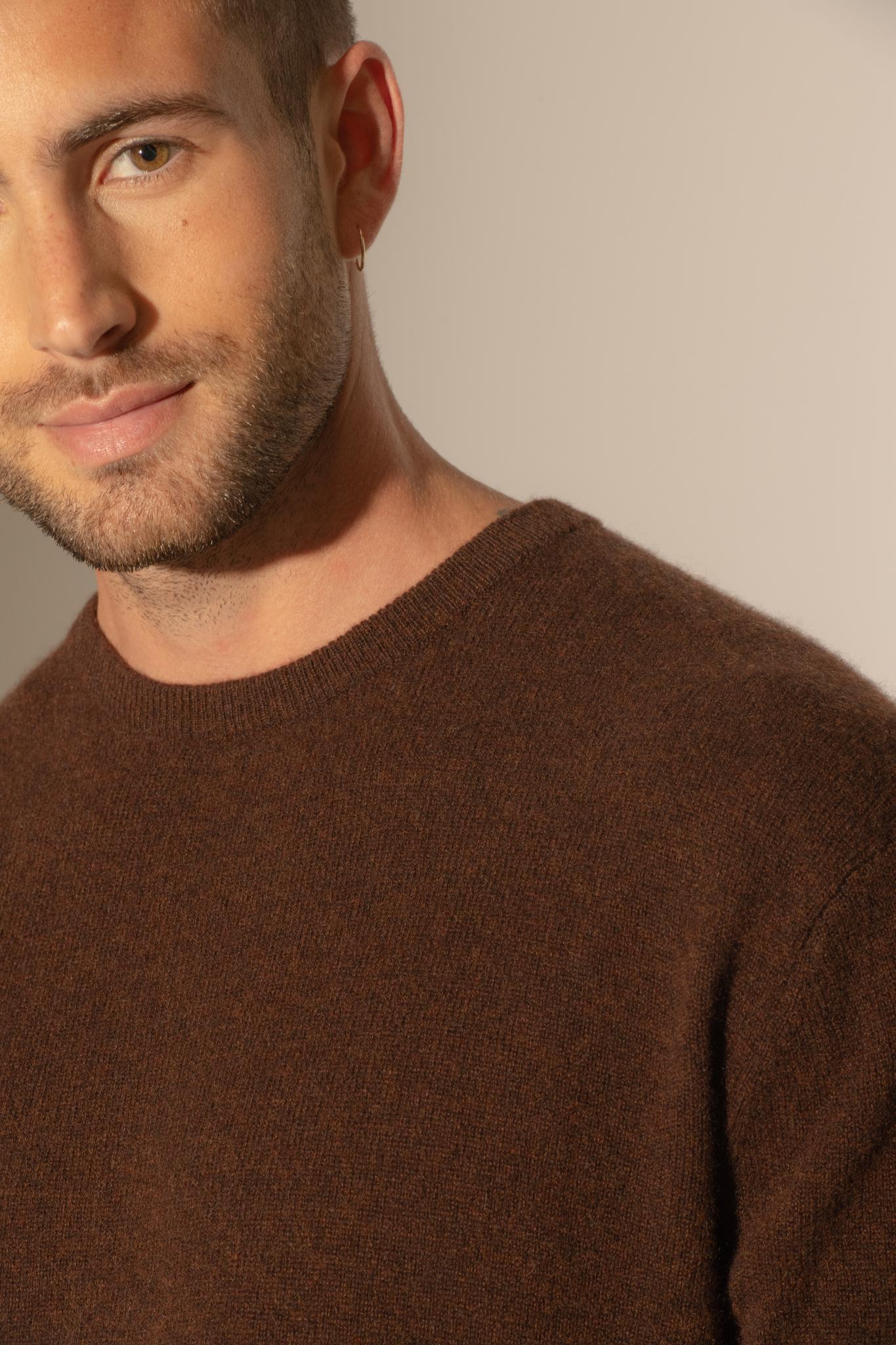 BLAKE pull col rond café 100% cachemire