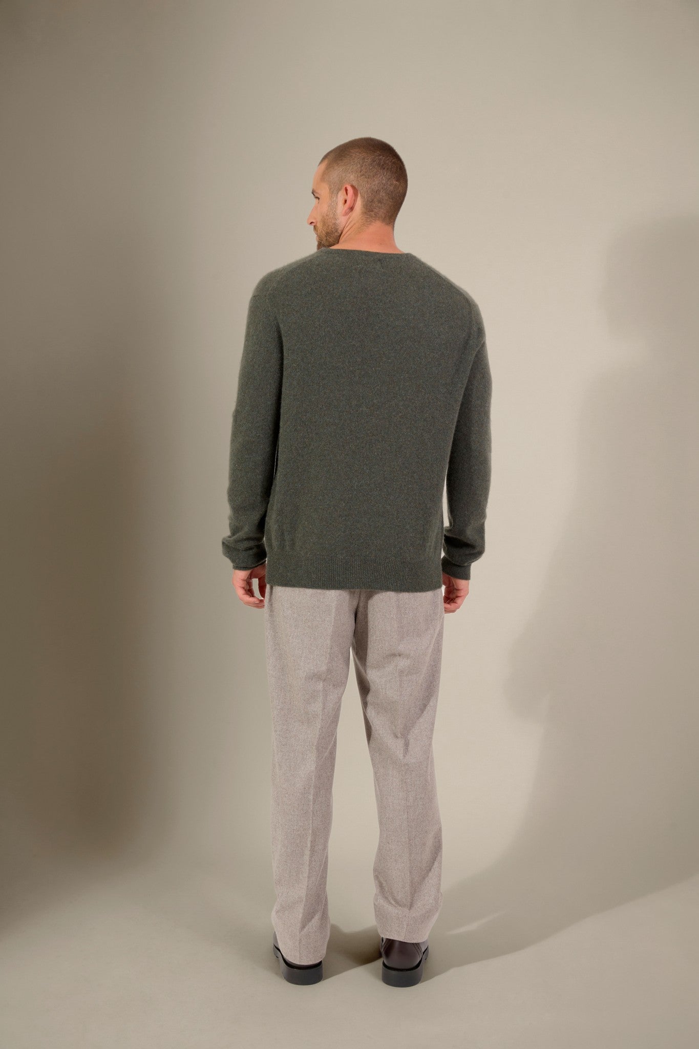 blake pull col rond kaki chiné 100% cachemire