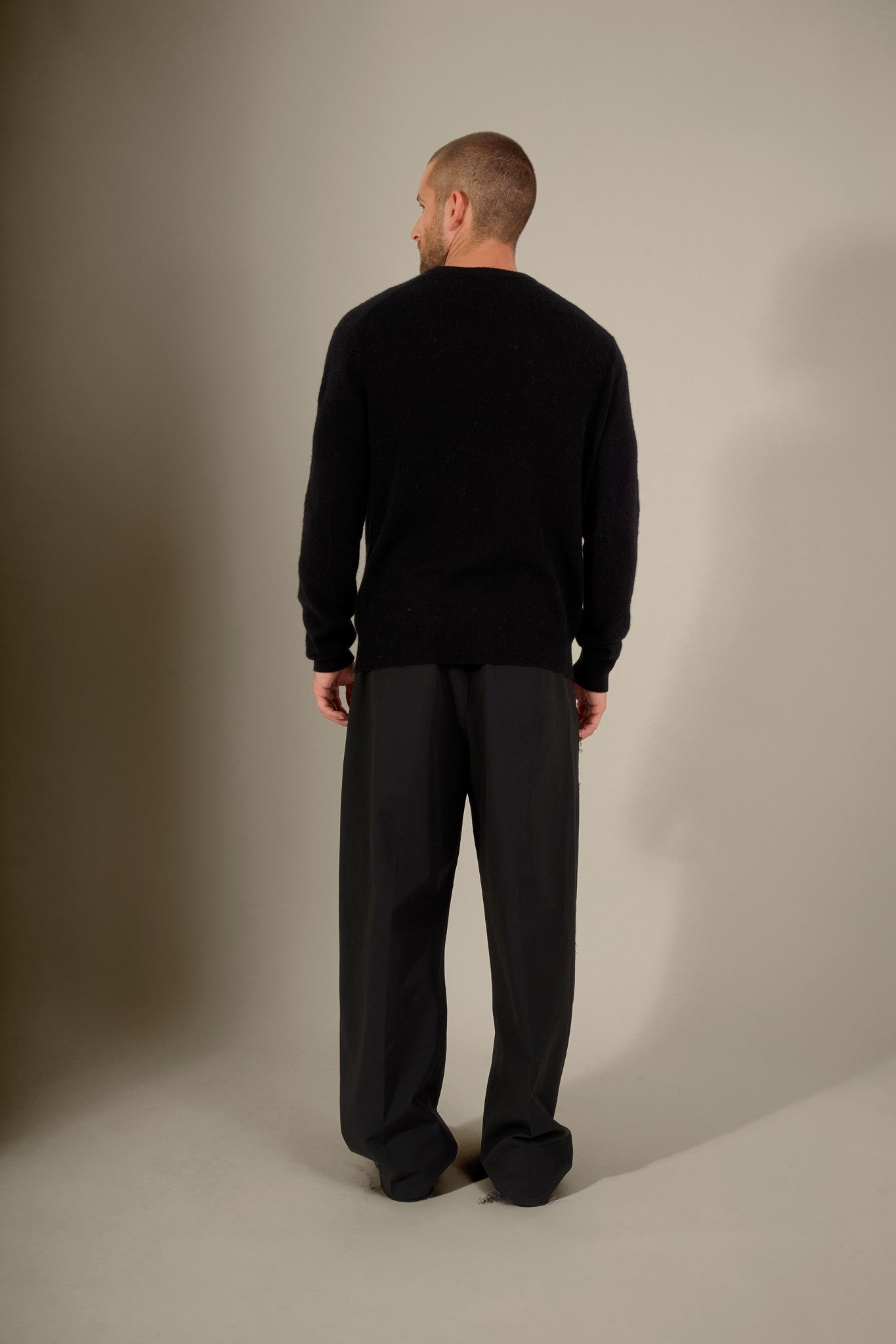 blake pull col rond noir 100% cachemire