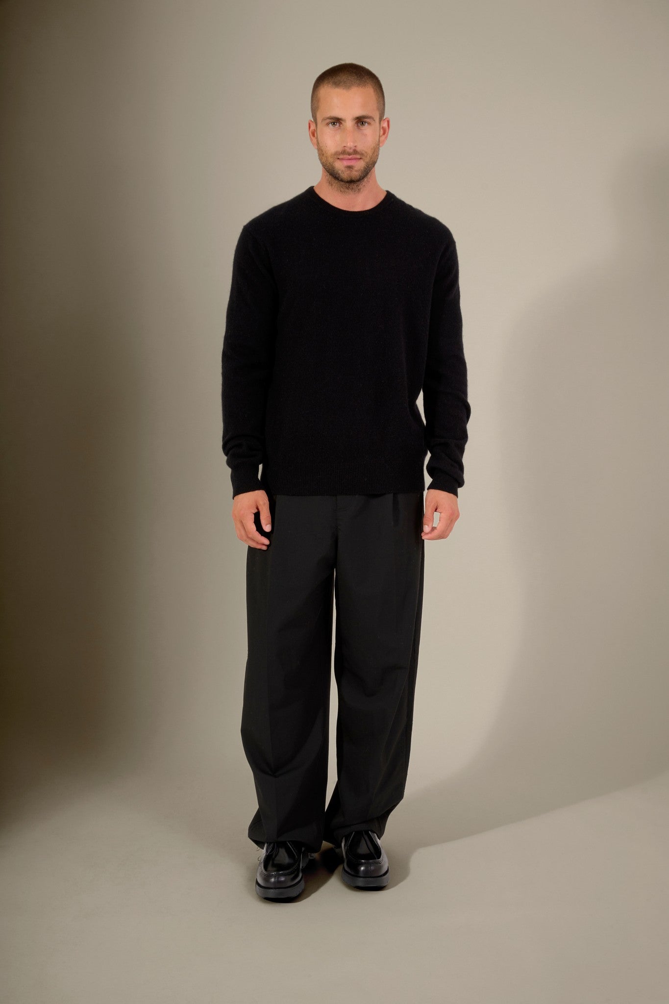 blake pull col rond noir 100% cachemire