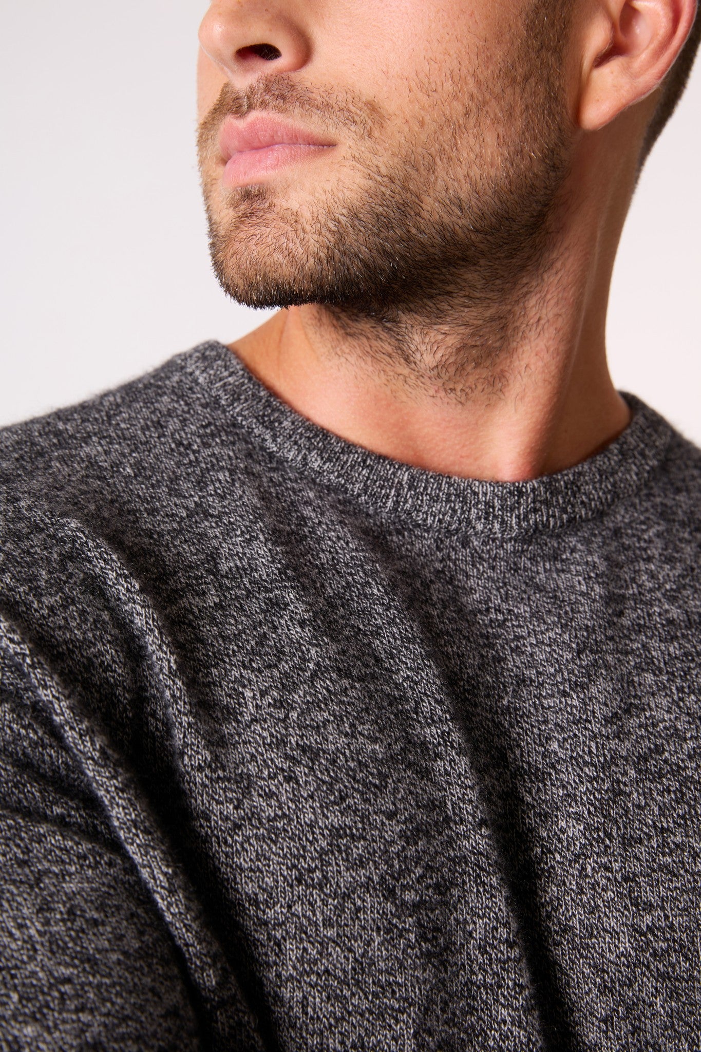 blake pull col rond noir/blanc 100% cachemire