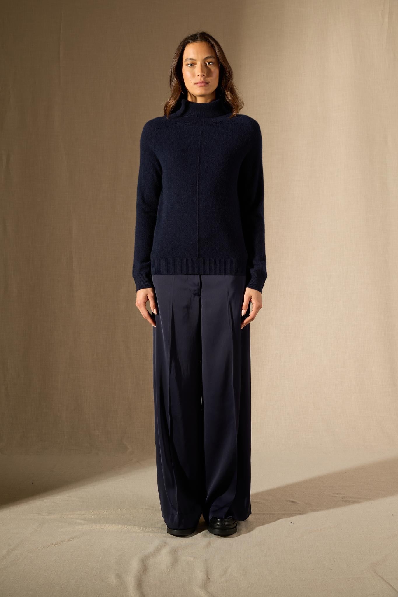 CARRICK pull col roulé navy 100% cachemire