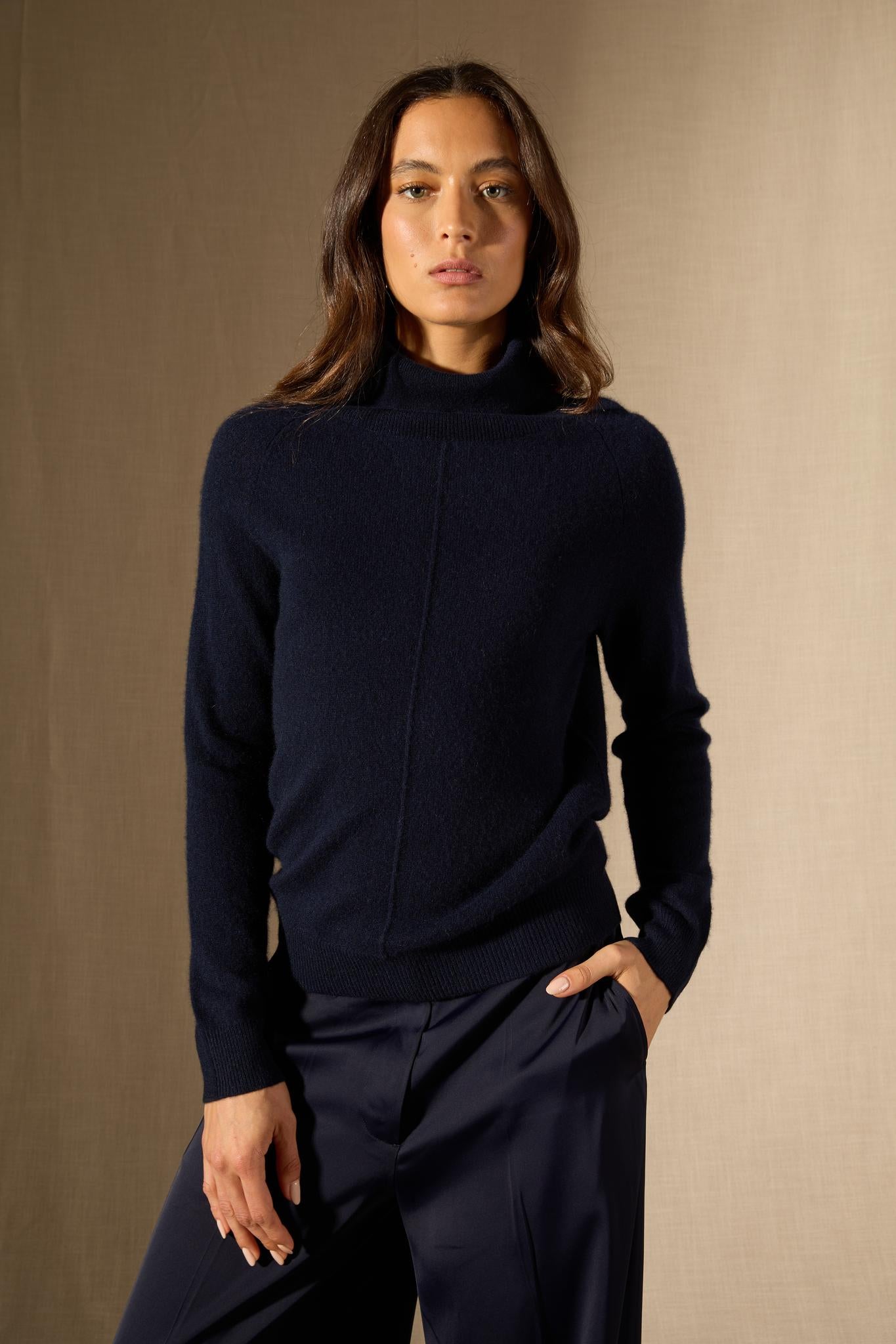 CARRICK pull col roulé navy 100% cachemire