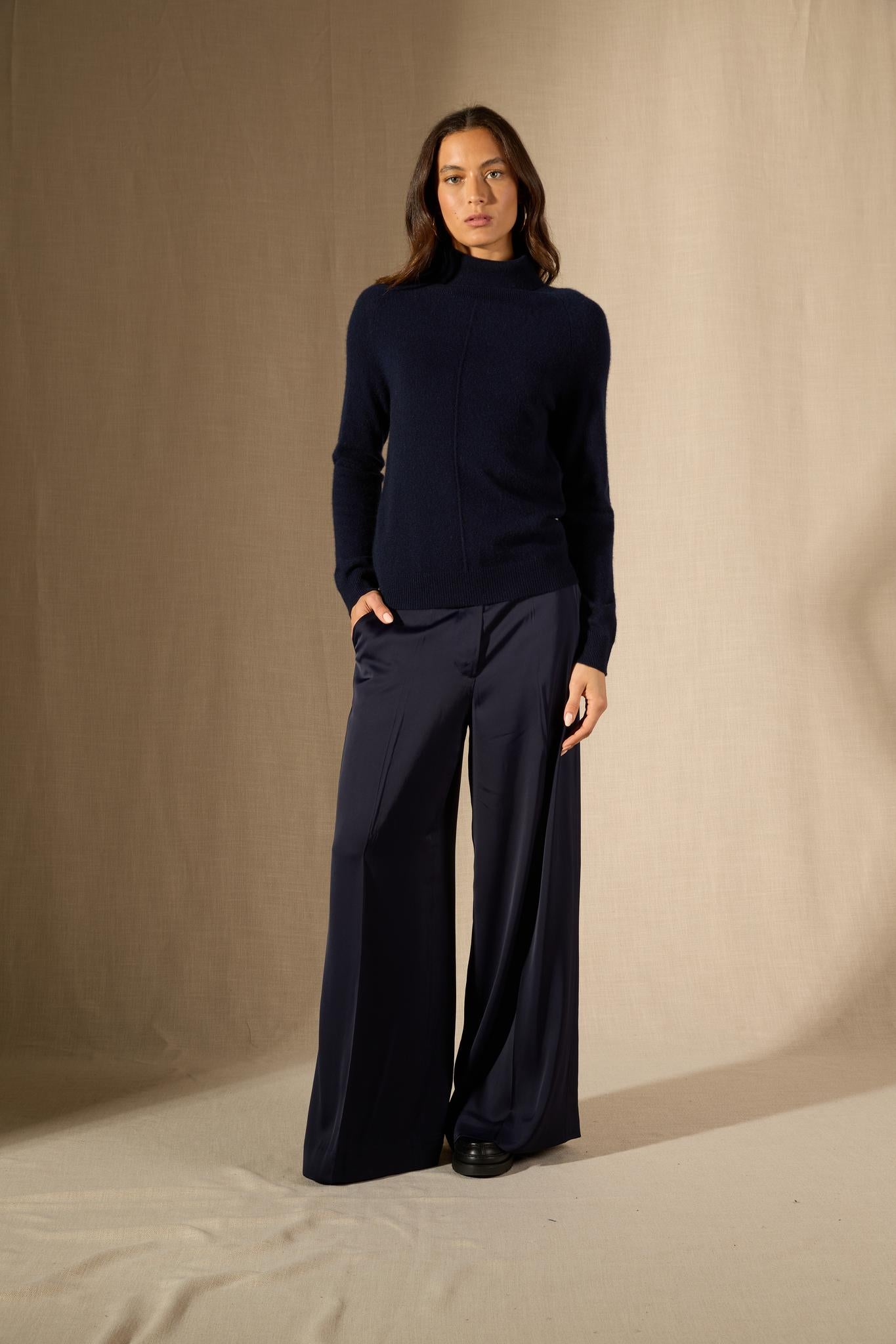 CARRICK pull col roulé navy 100% cachemire