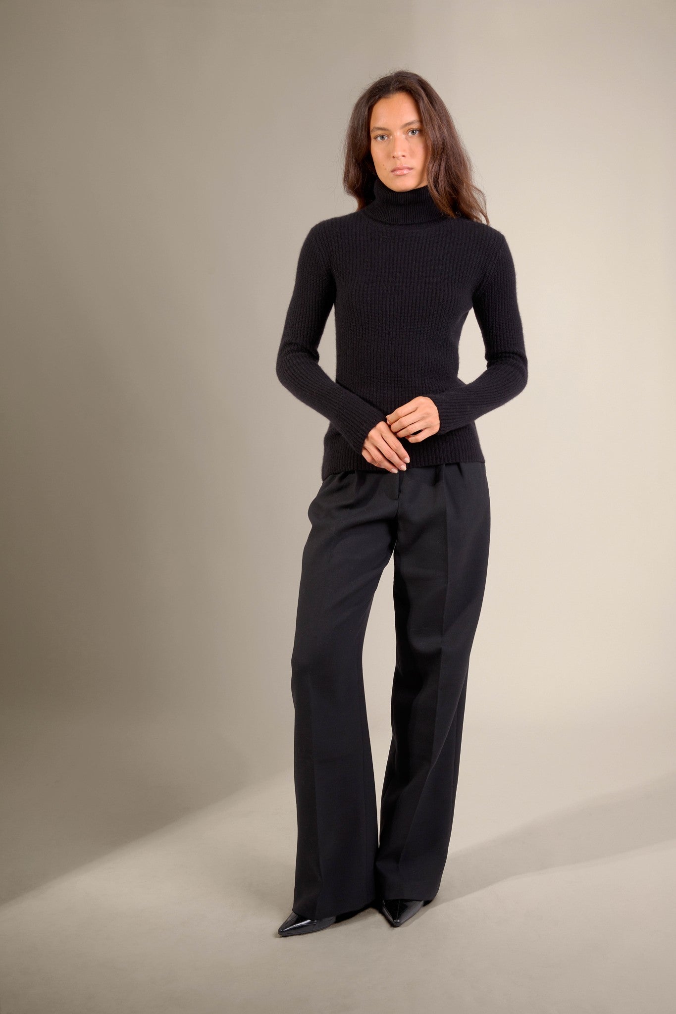 celeste pull col roulé 4 fils noir 100% cachemire