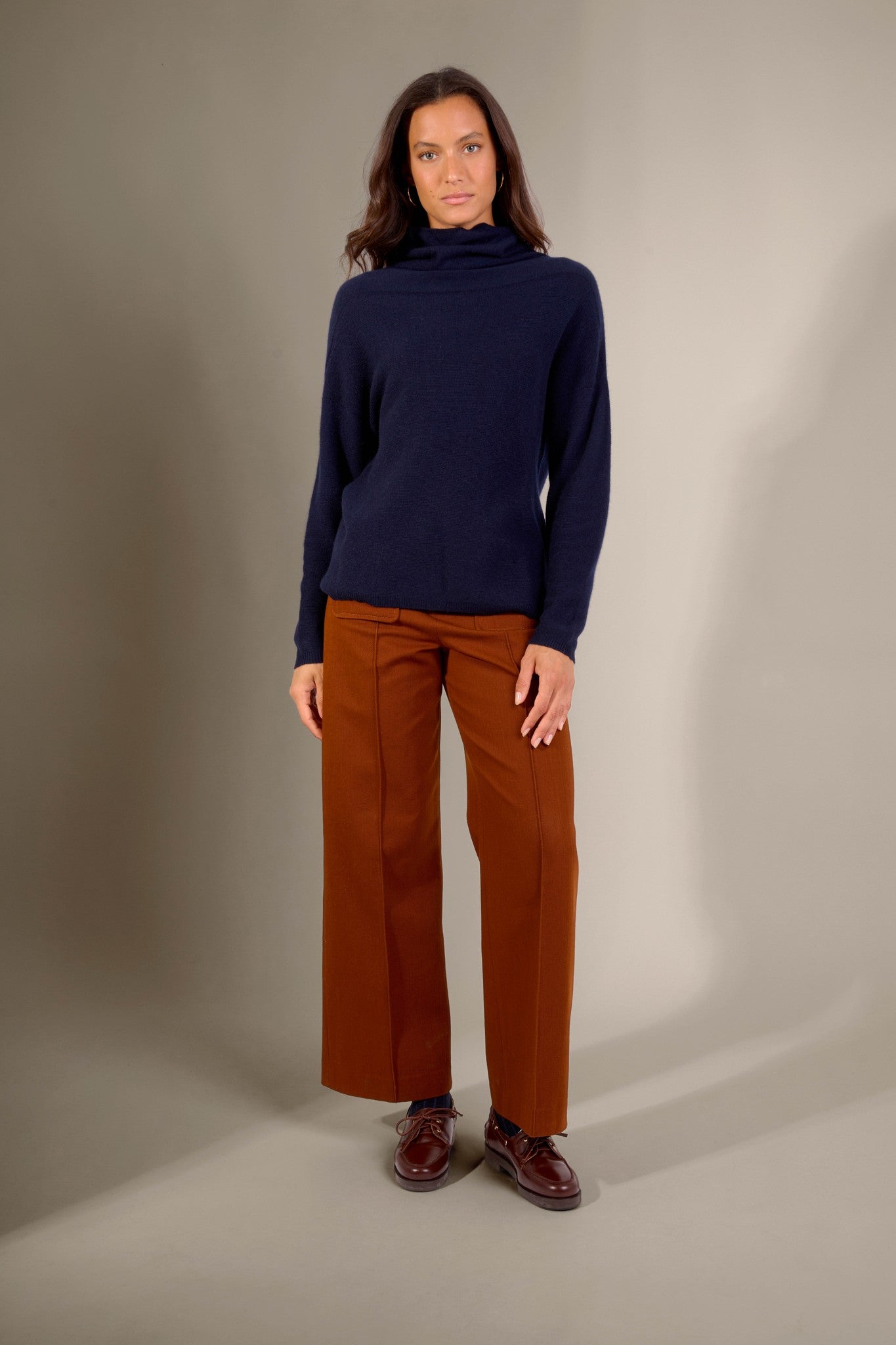 cevaro pull col roulé navy 100% cachemire