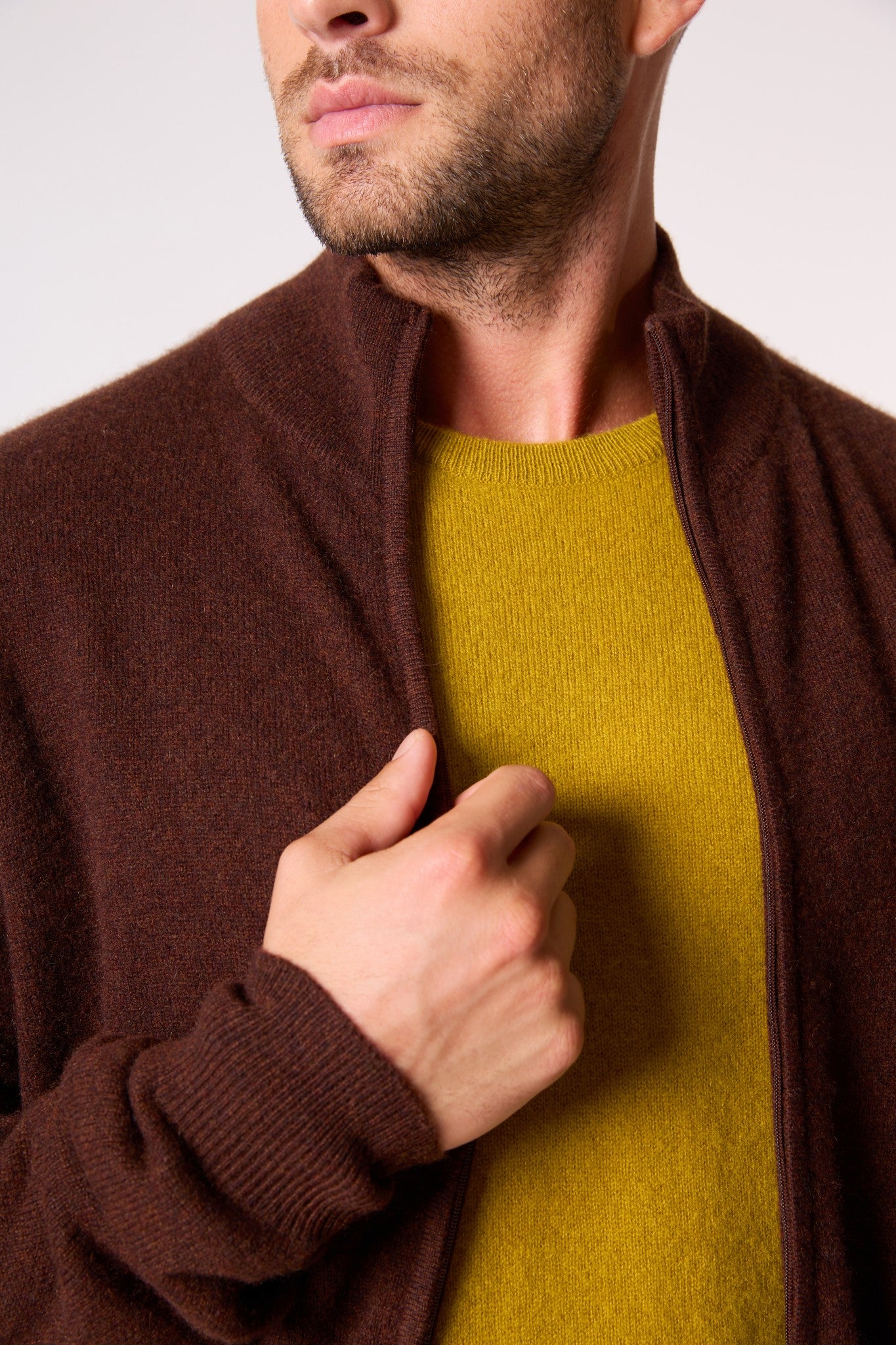 cody gilet zippé col montant café 100% cachemire