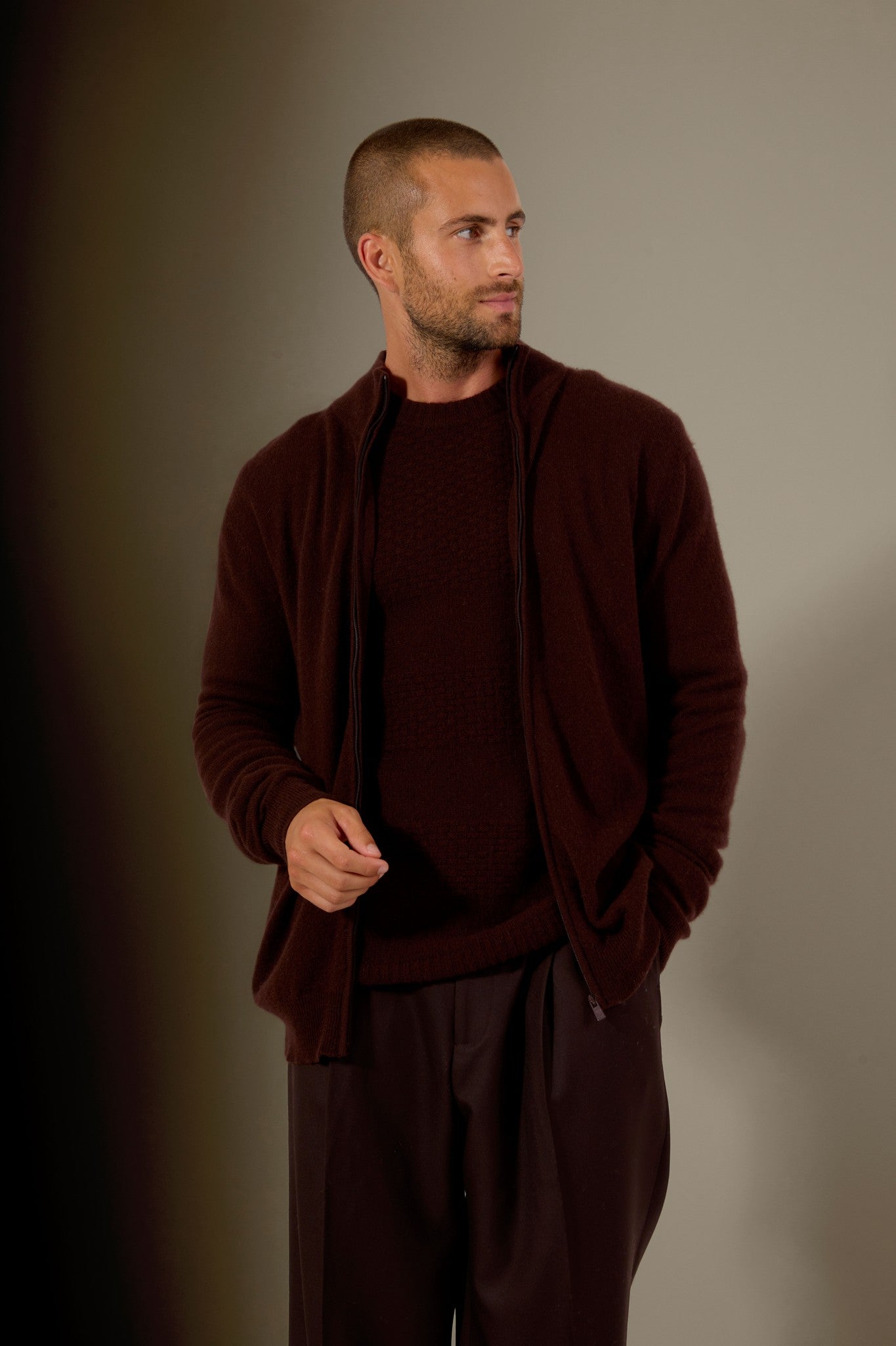 cody gilet zippé col montant choco 100% cachemire