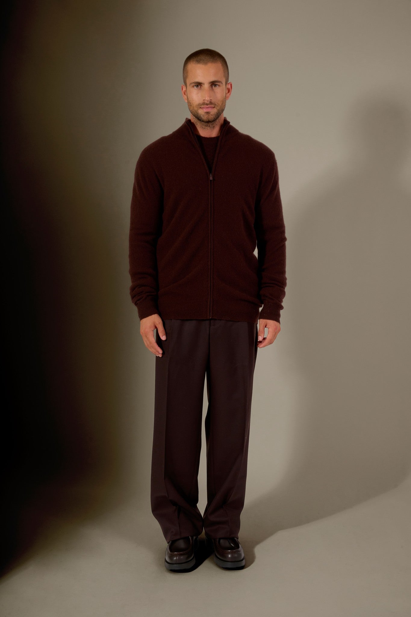 cody gilet zippé col montant choco 100% cachemire