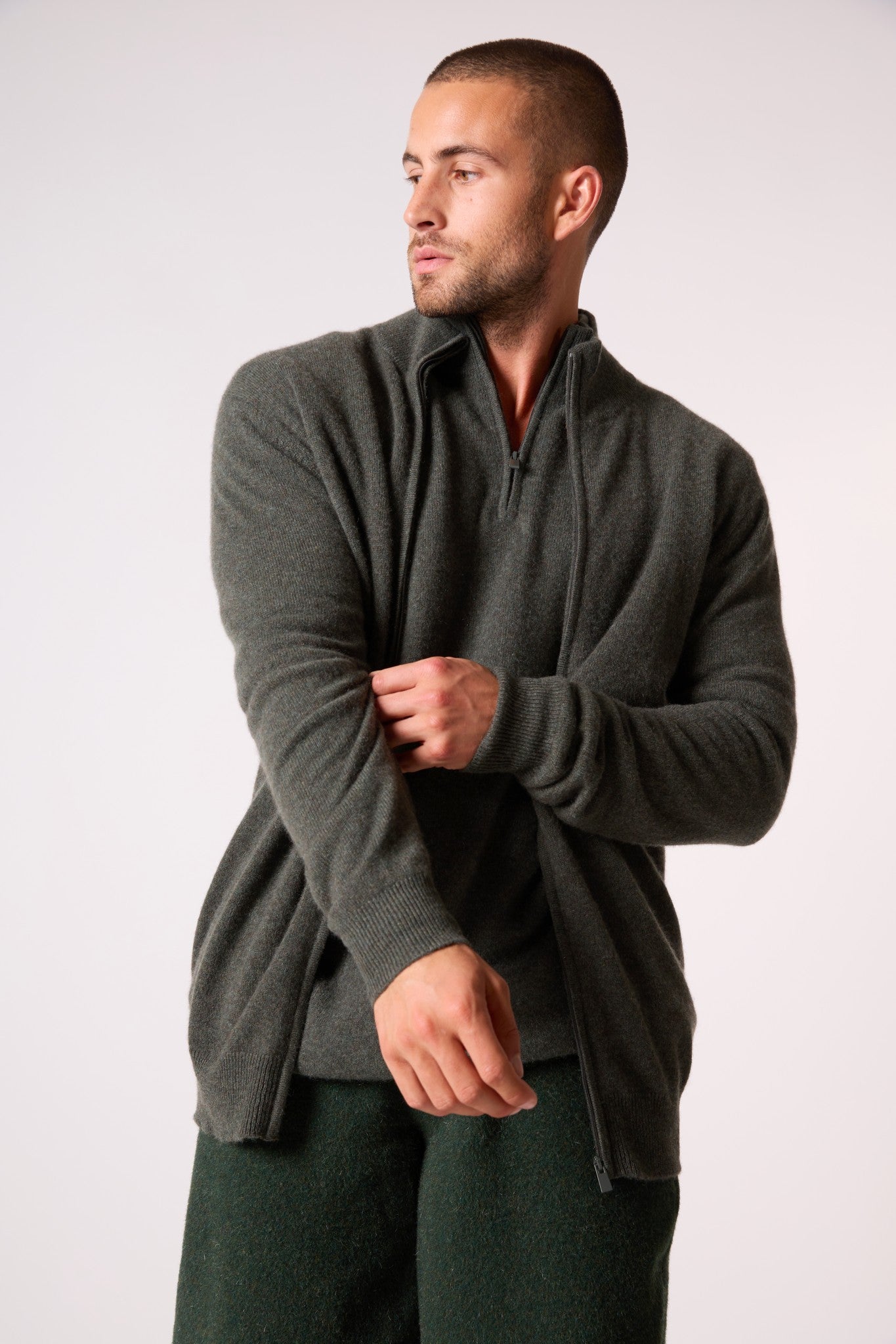 cody gilet zippé col montant kaki chiné 100% cachemire