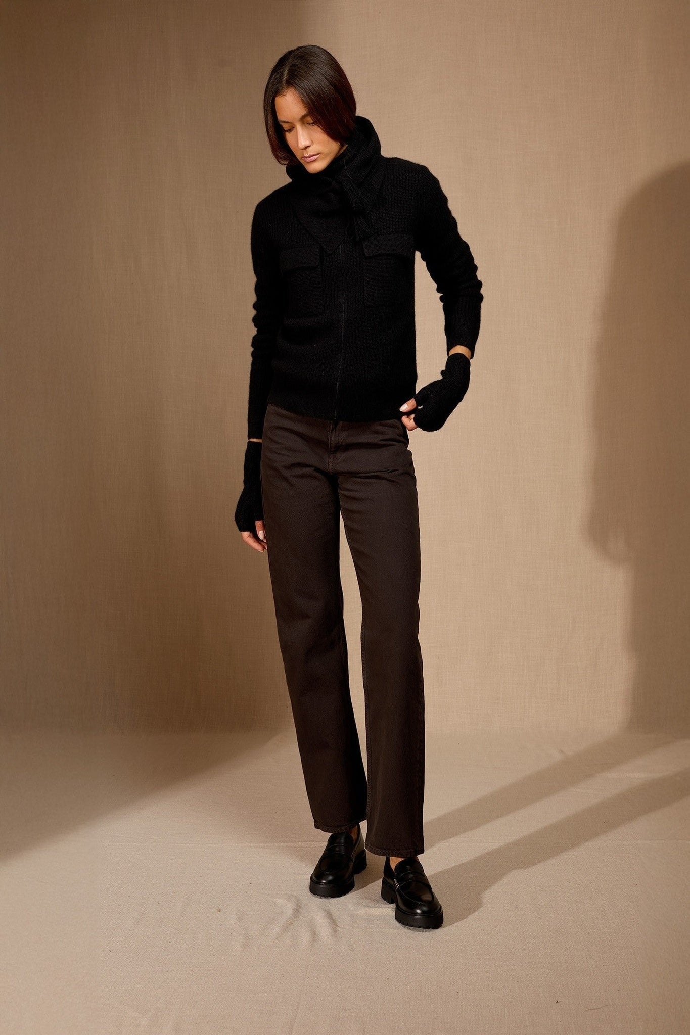 condeixa écharpe triangle avec franges 4 fils noir 100% cachemire