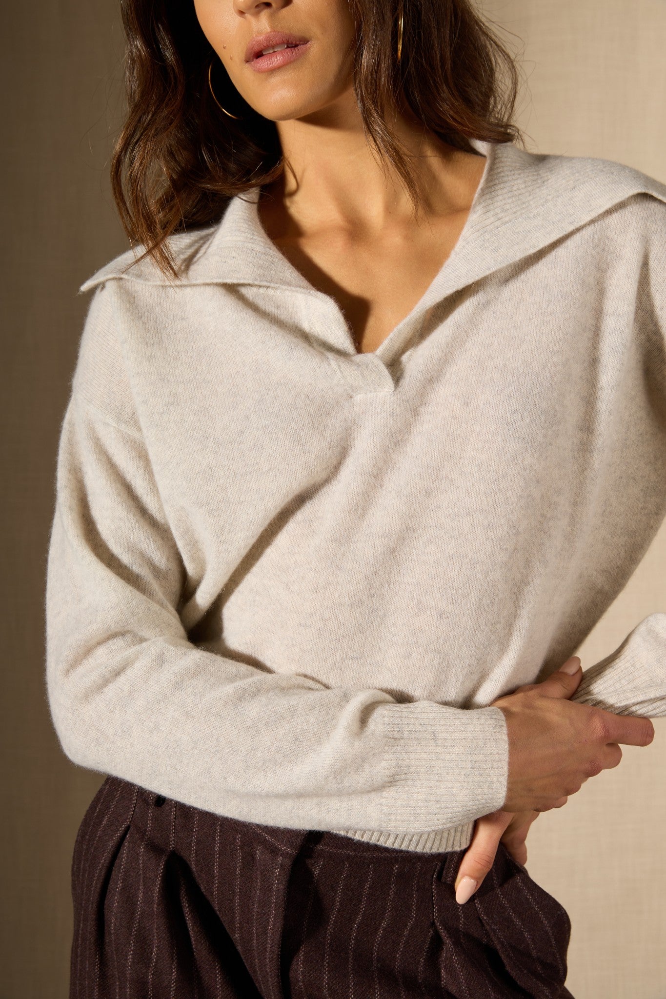 crimson pull col châle croisé gris perle chiné 100% cachemire