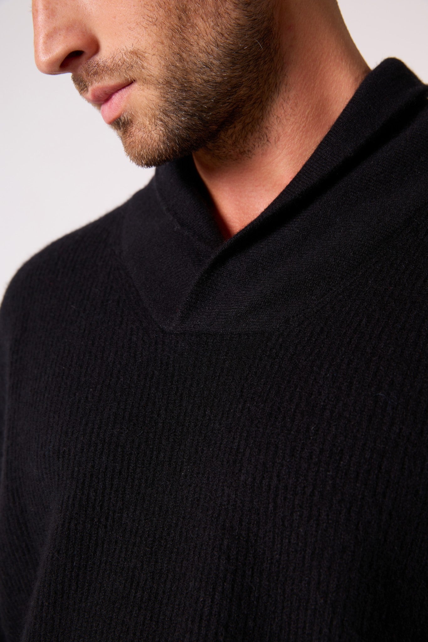 edamame  pull col châle noir 100% cachemire