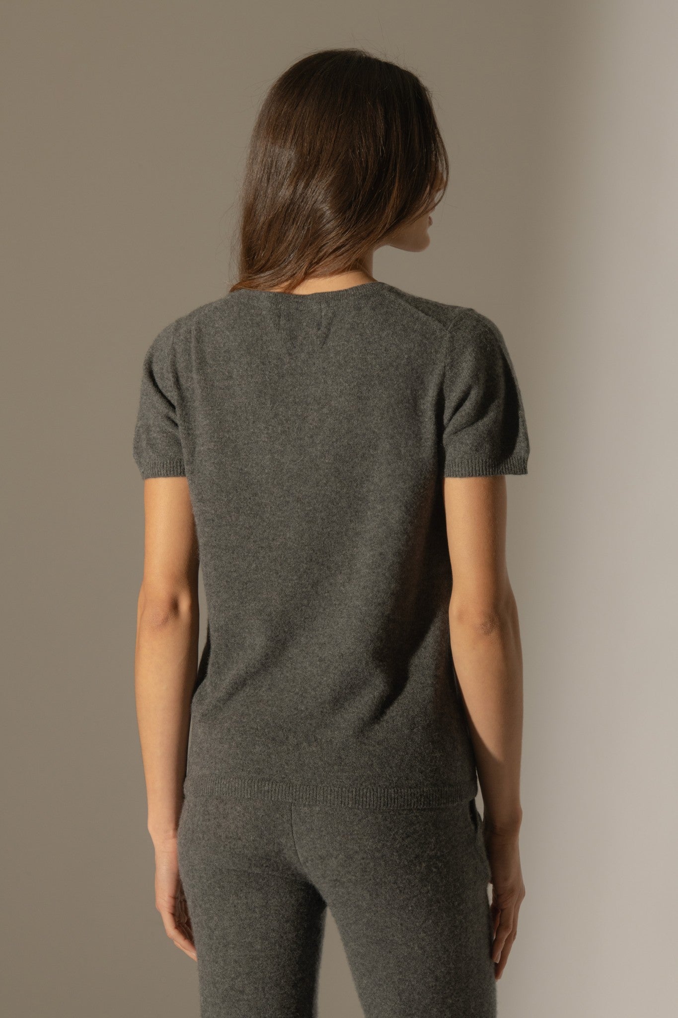 efimia t-shirt col v anthracite chiné 100% cachemire