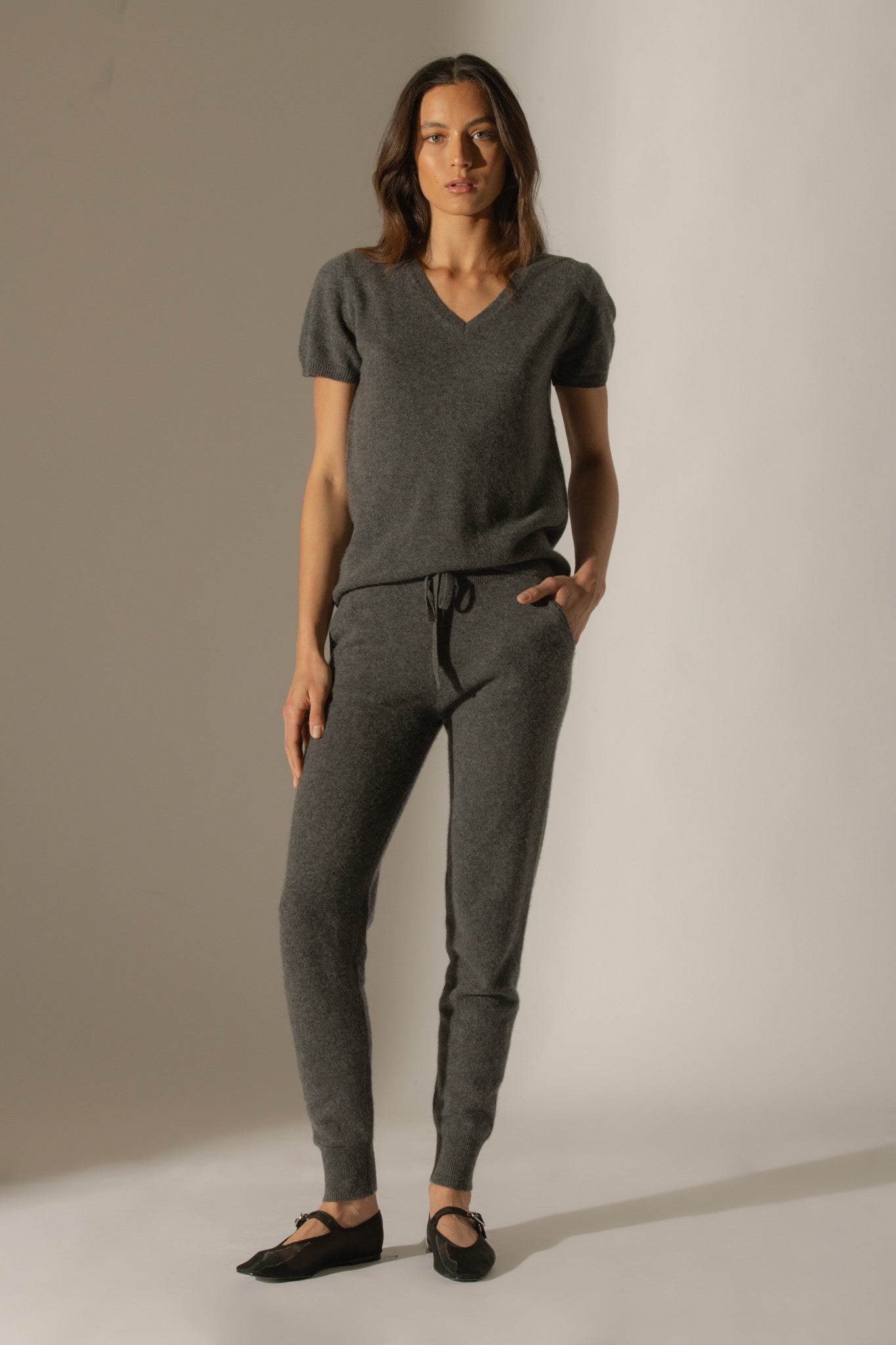 efimia t-shirt col v anthracite chiné 100% cachemire