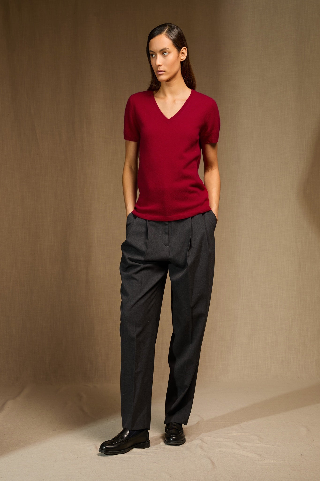 EFIMIA t-shirt col v framboise 100% cachemire