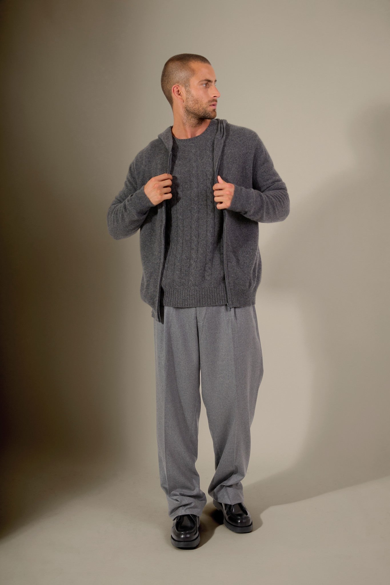 eldo gilet zippé capuche anthracite chiné 100% cachemire