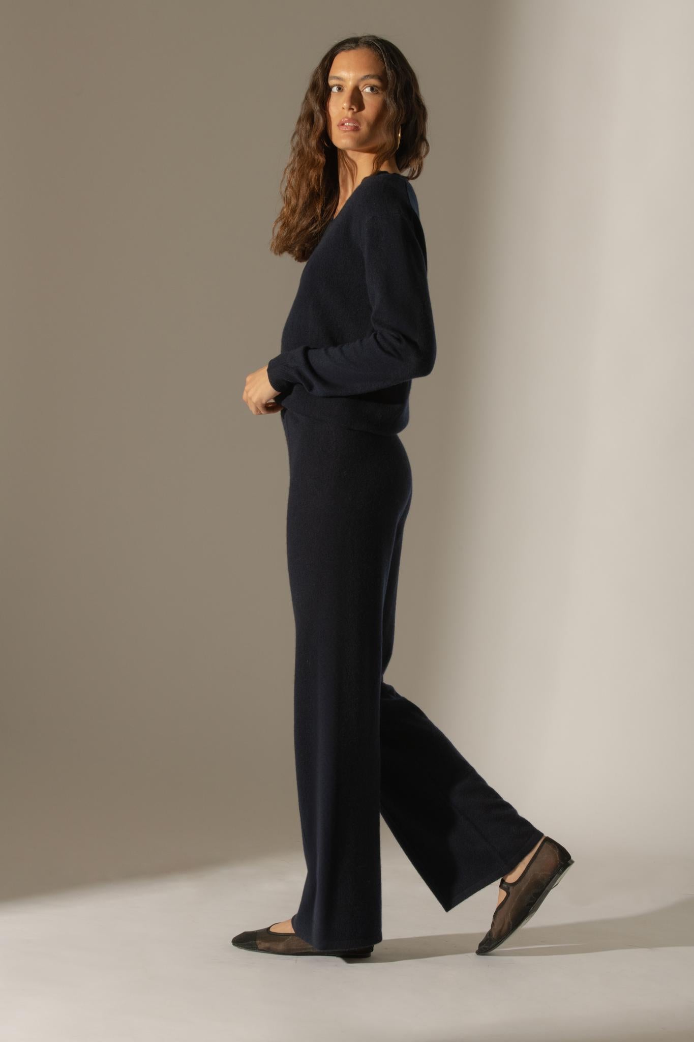 ELOA pantalon large navy 100% cachemire