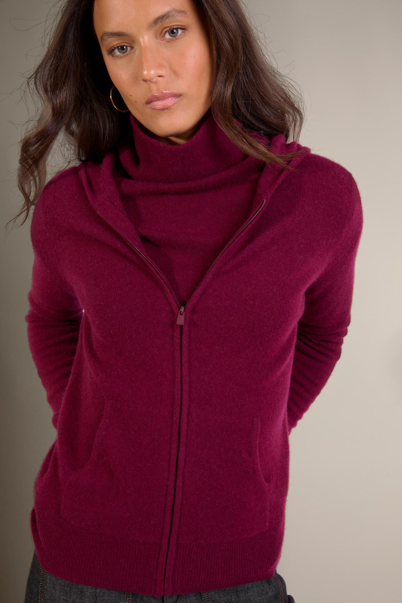 EMMA gilet zippé capuche bordeaux 100% cachemire