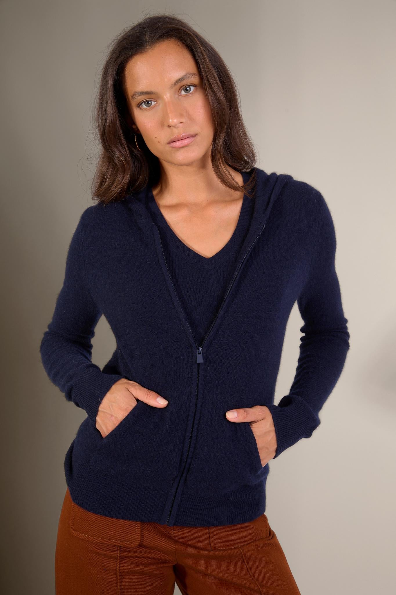 EMMA gilet zippé capuche navy 100% cachemire