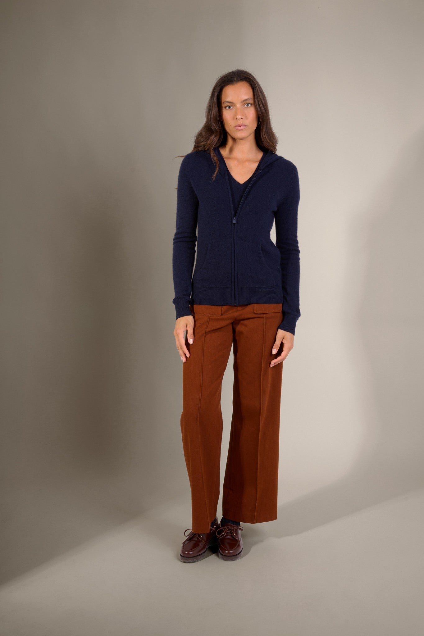 emma gilet zippé capuche navy 100% cachemire