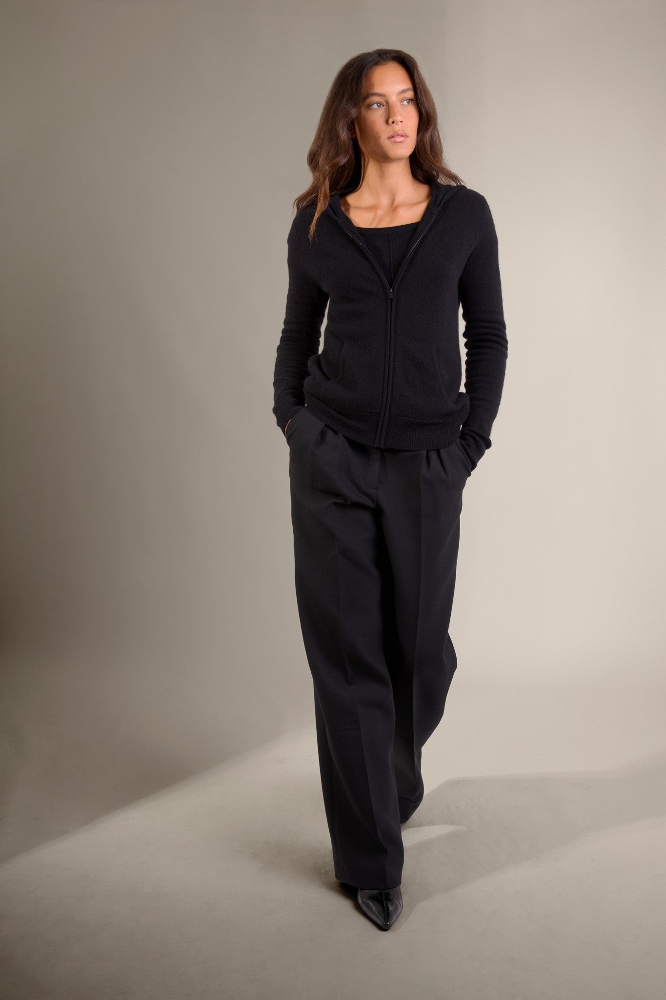 emma gilet zippé capuche noir 100% cachemire