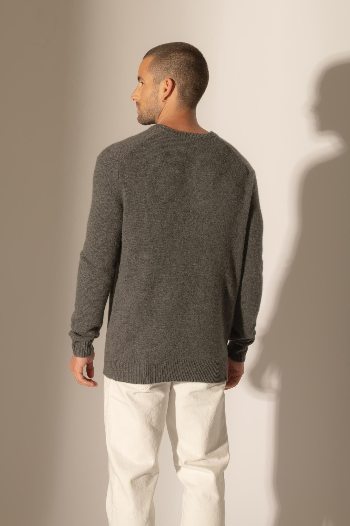 ENZO pull col v 4 fils anthracite chiné 100% cachemire