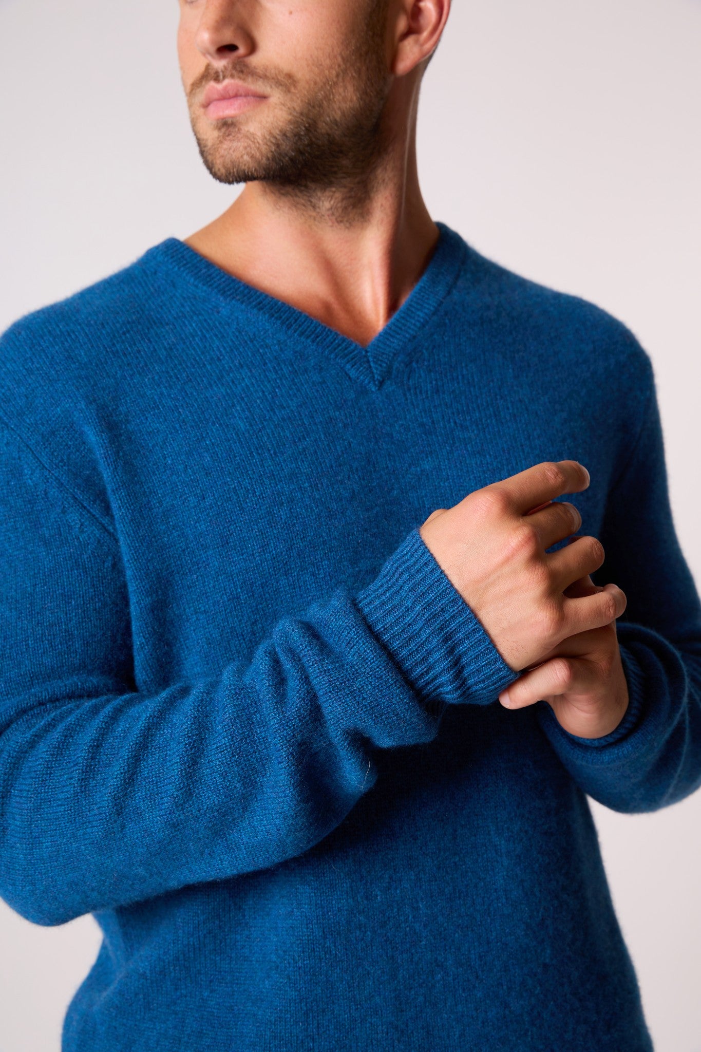 enzo pull col v 4 fils atlantique chiné 100% cachemire