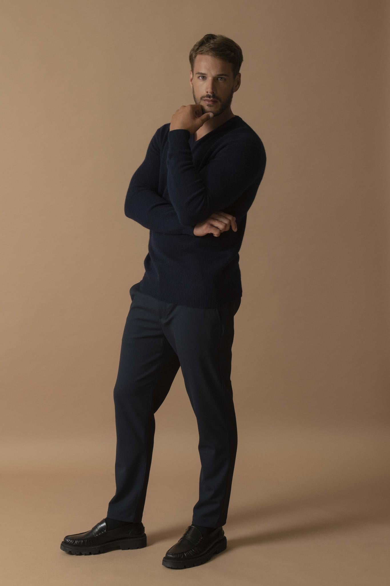 ENZO pull col v 4 fils navy 100% cachemire